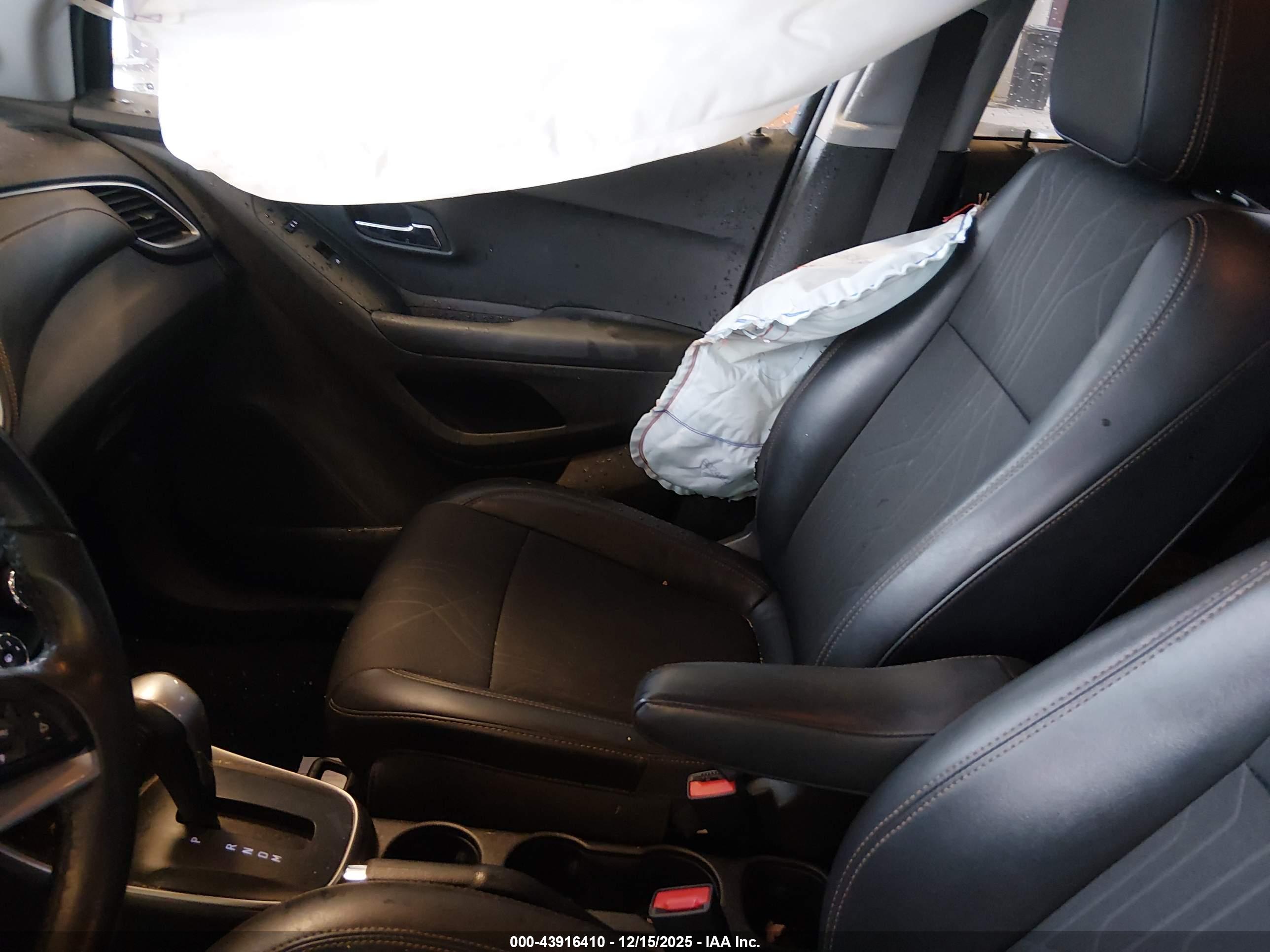 CHEVROLET TRAX image 5