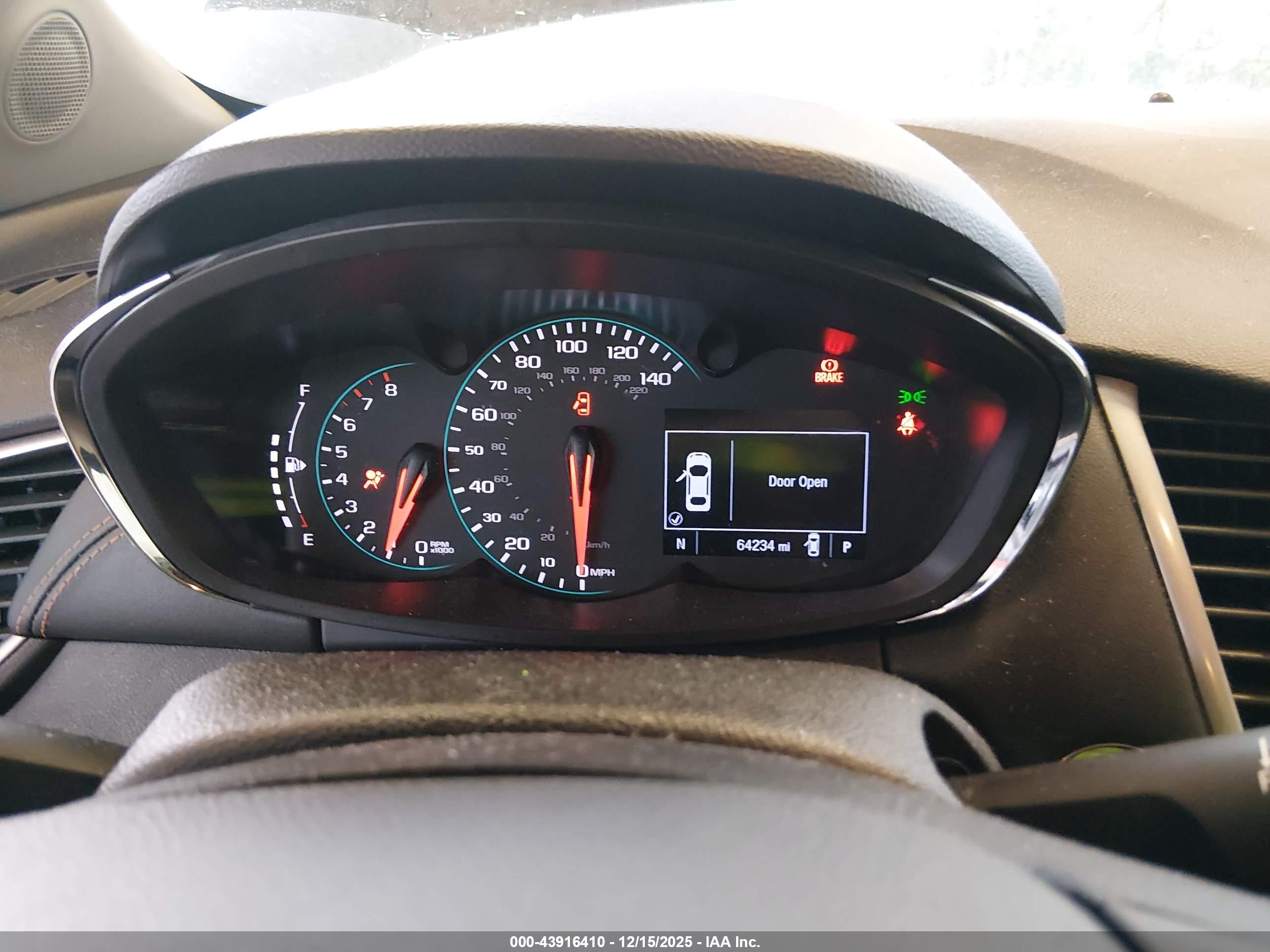 CHEVROLET TRAX image 7