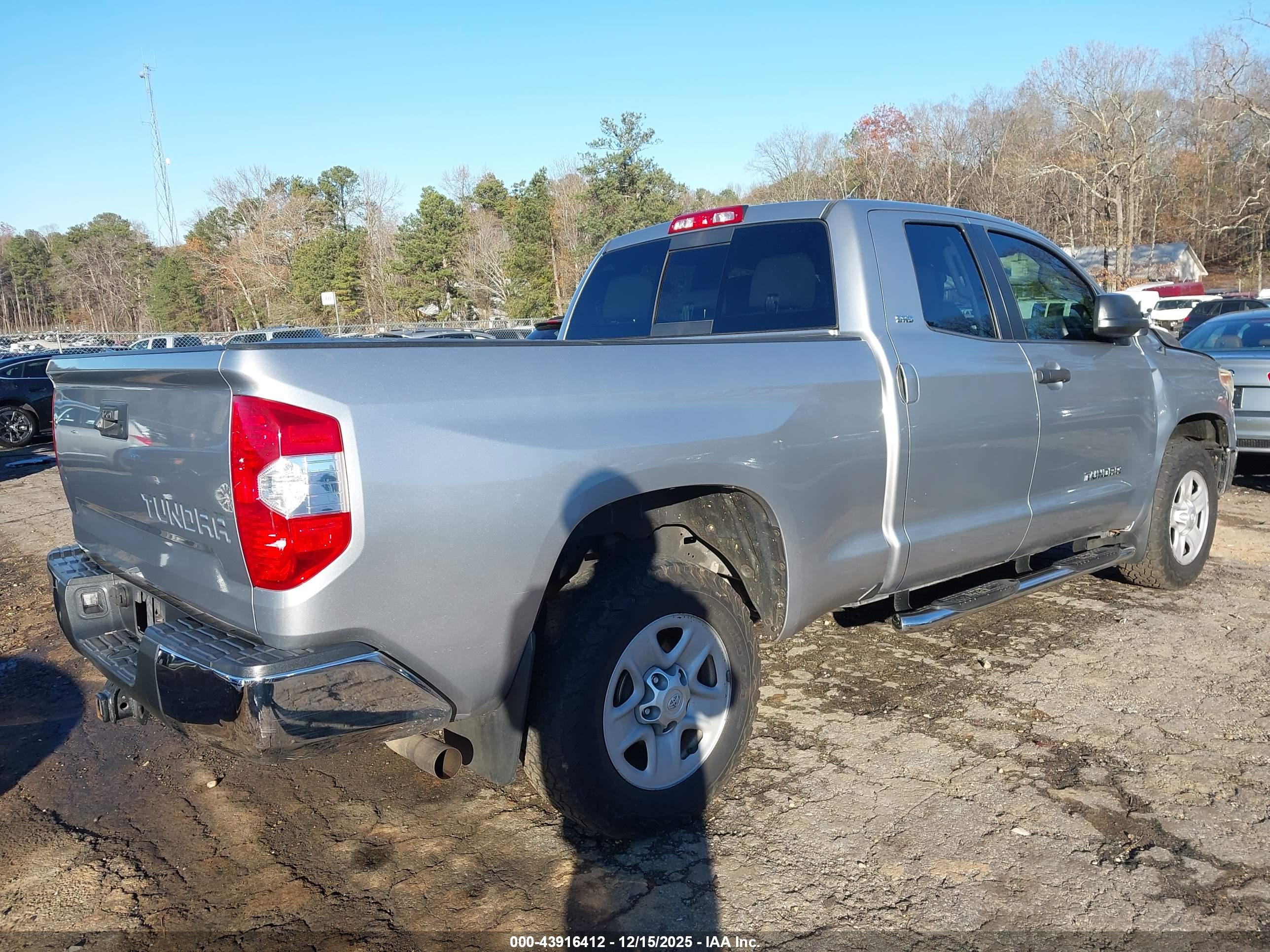 TOYOTA TUNDRA image 4