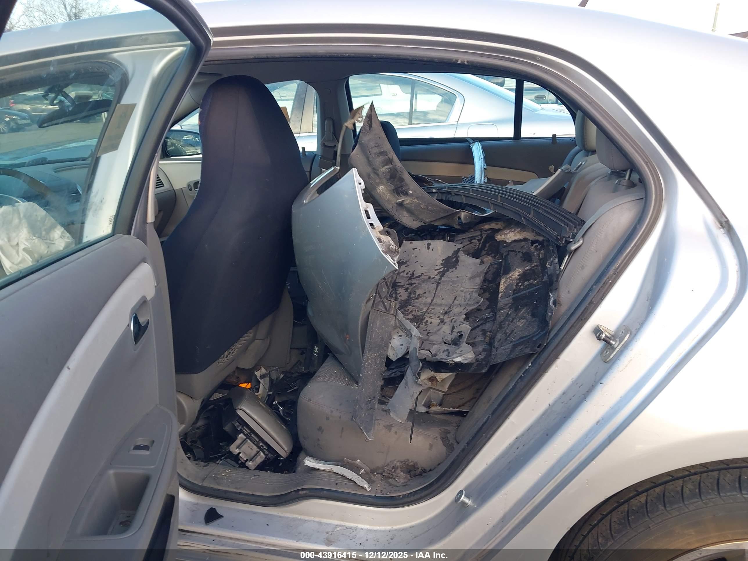 CHEVROLET MALIBU image 8