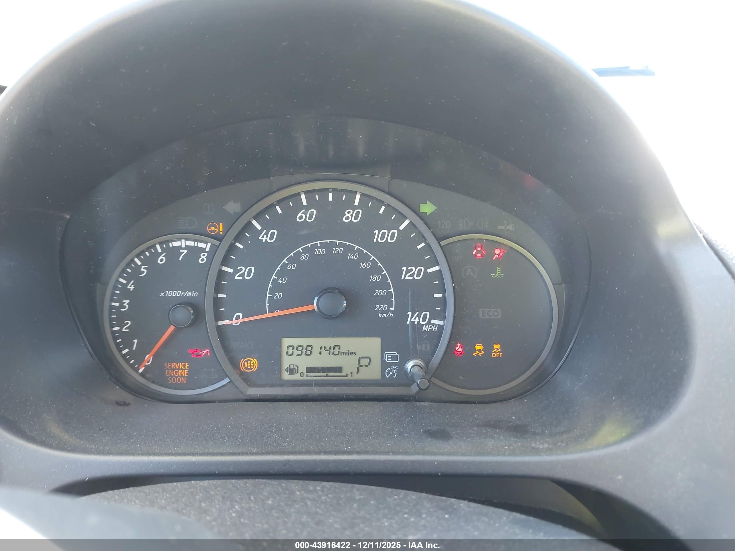 MITSUBISHI MIRAGE image 7