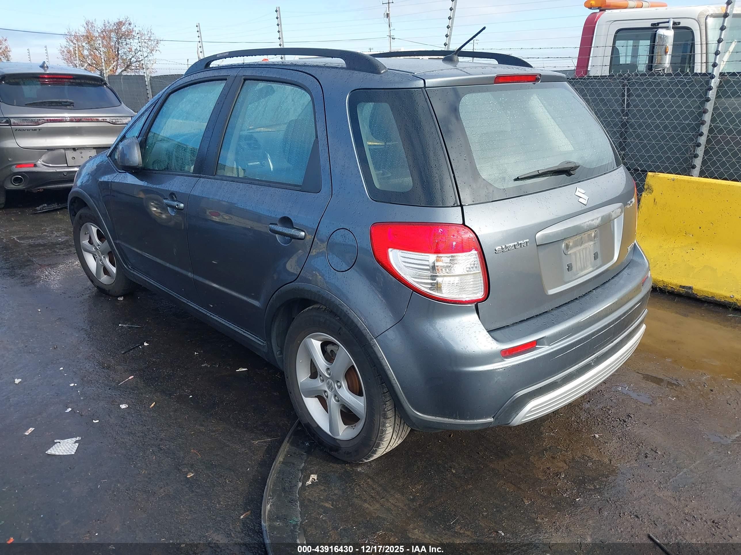 SUZUKI SX4 image 3