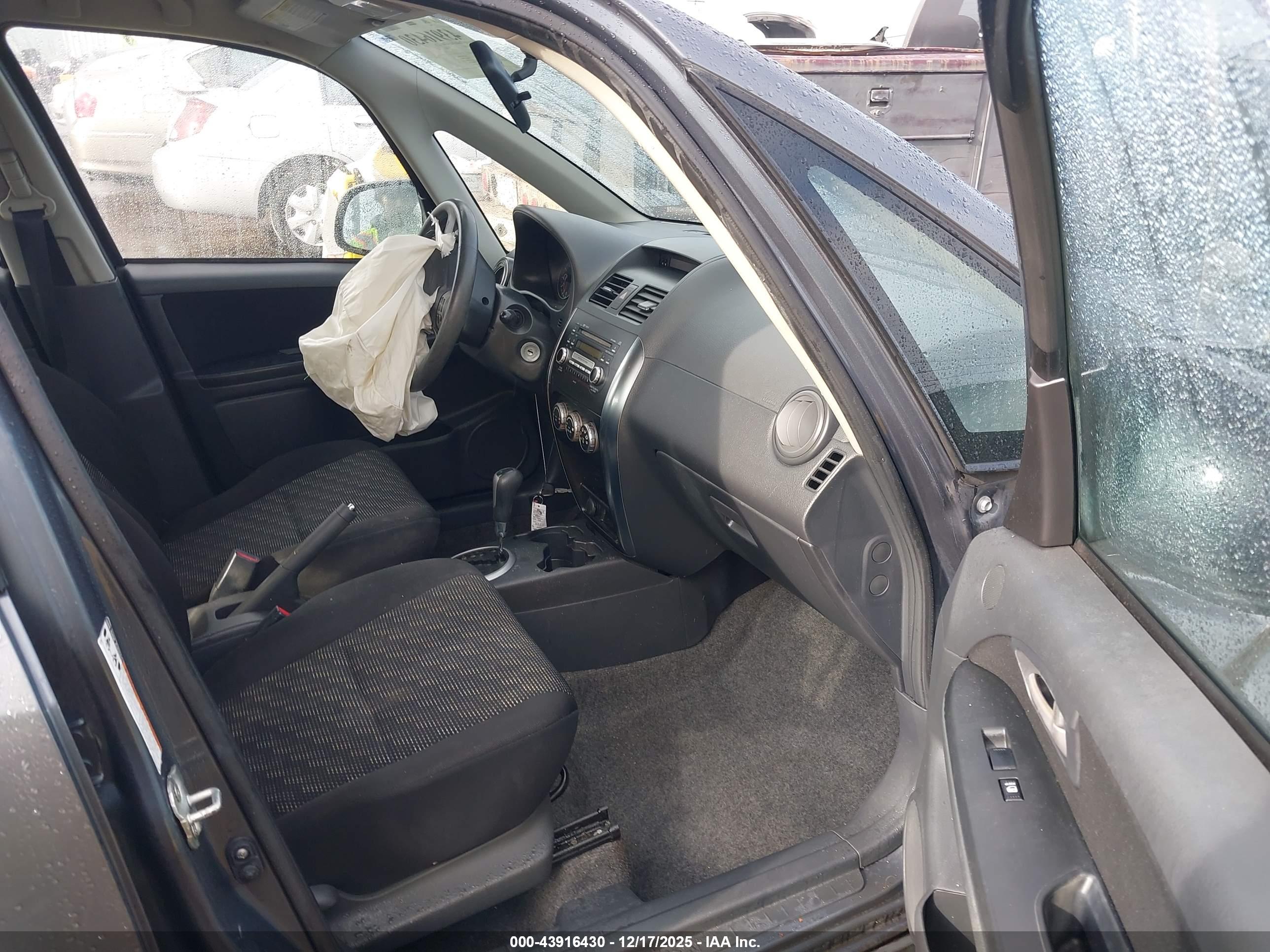 SUZUKI SX4 image 5