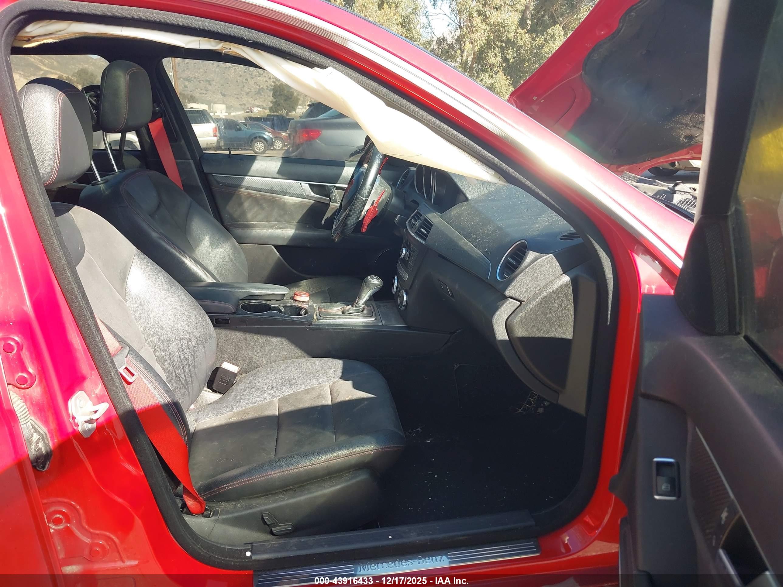 MERCEDES-BENZ C image 5