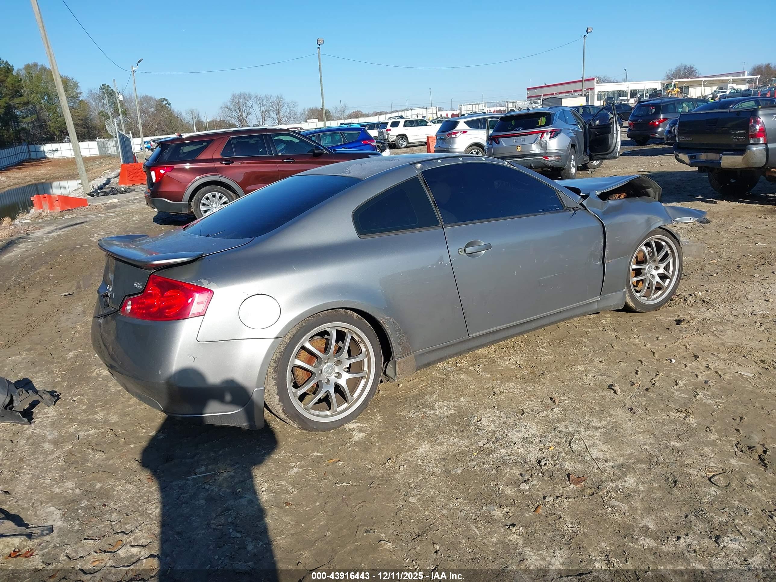 INFINITI G35 image 4
