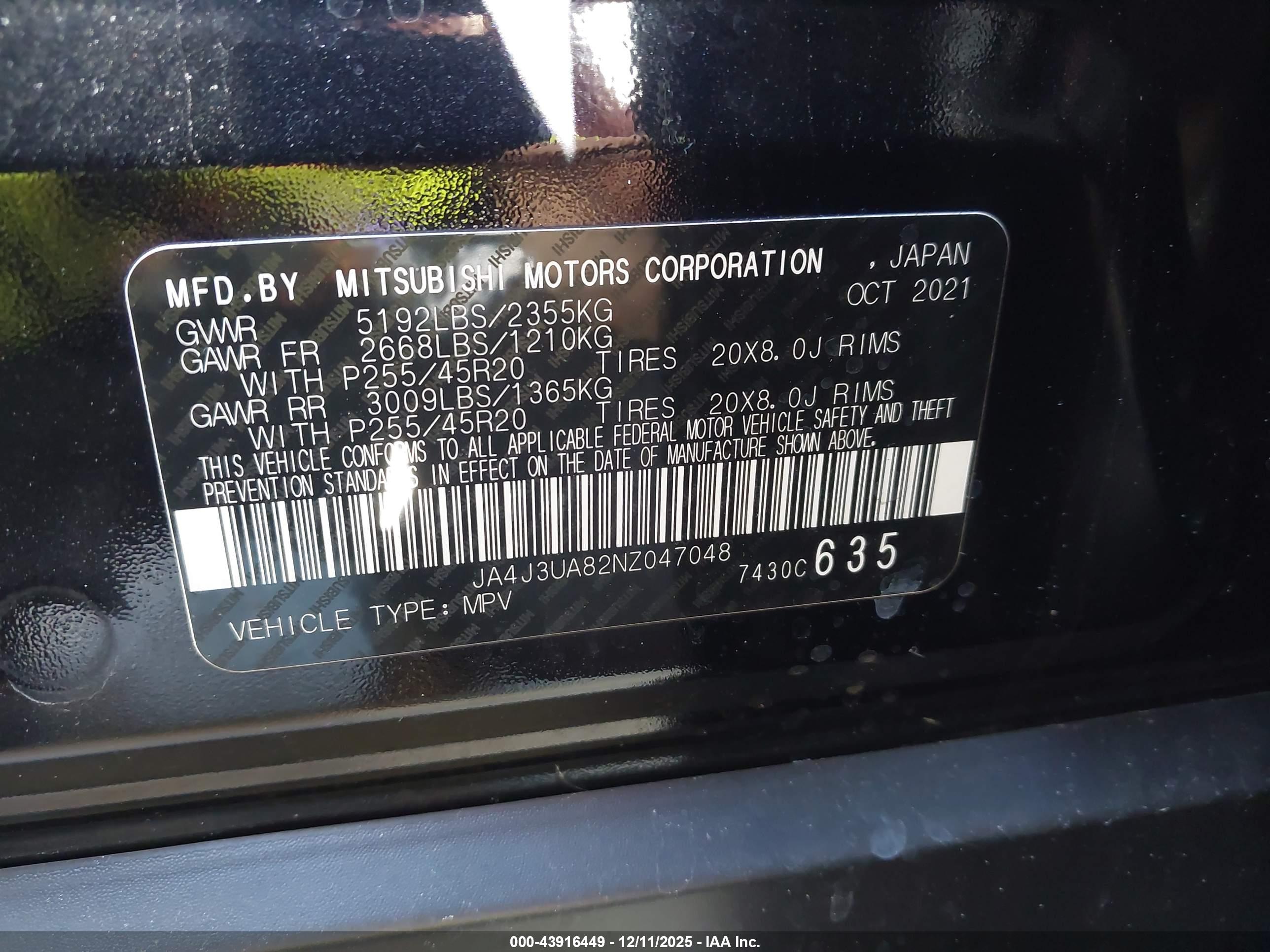 MITSUBISHI OUTLANDER image 9