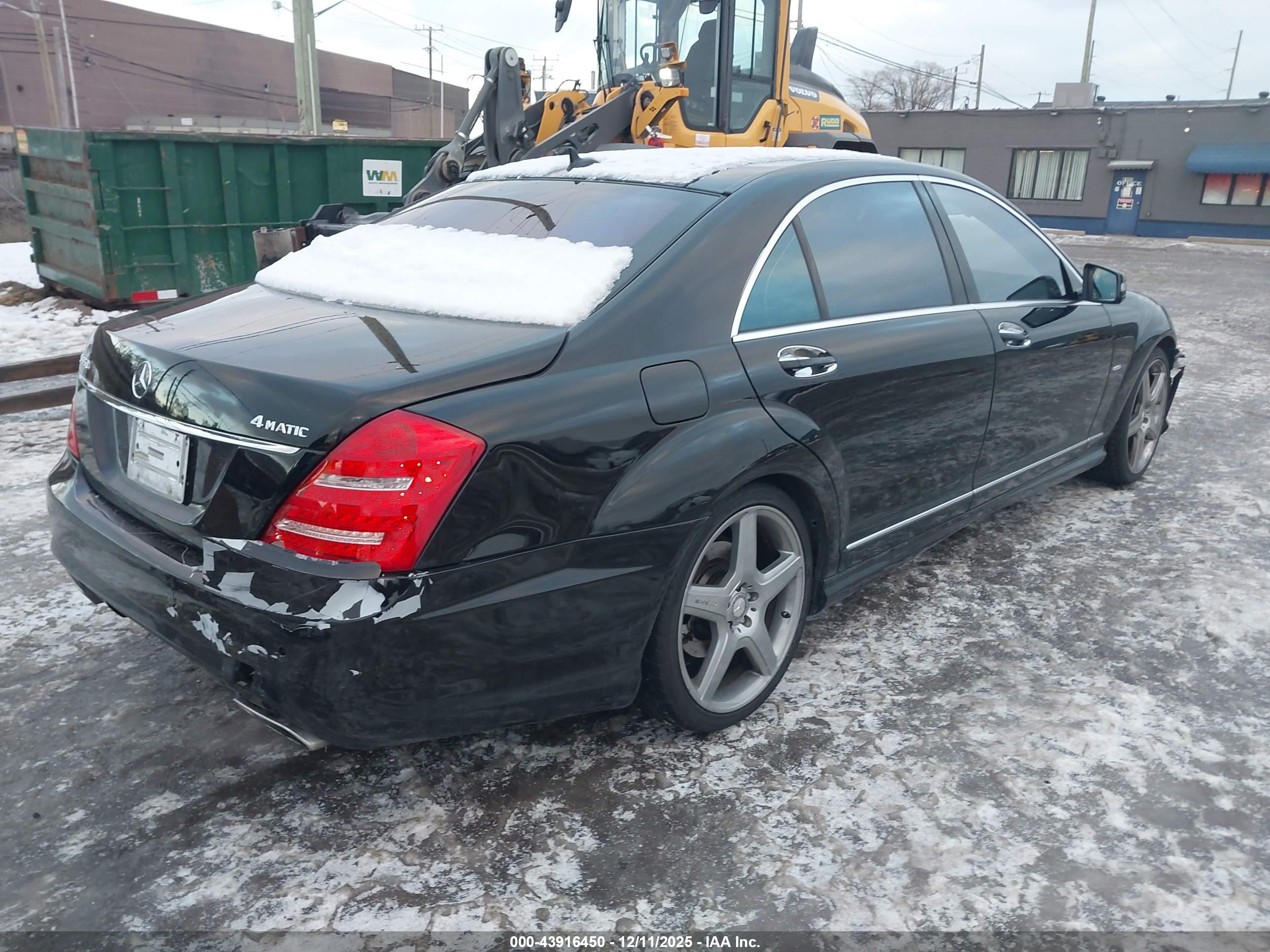 MERCEDES-BENZ S image 4