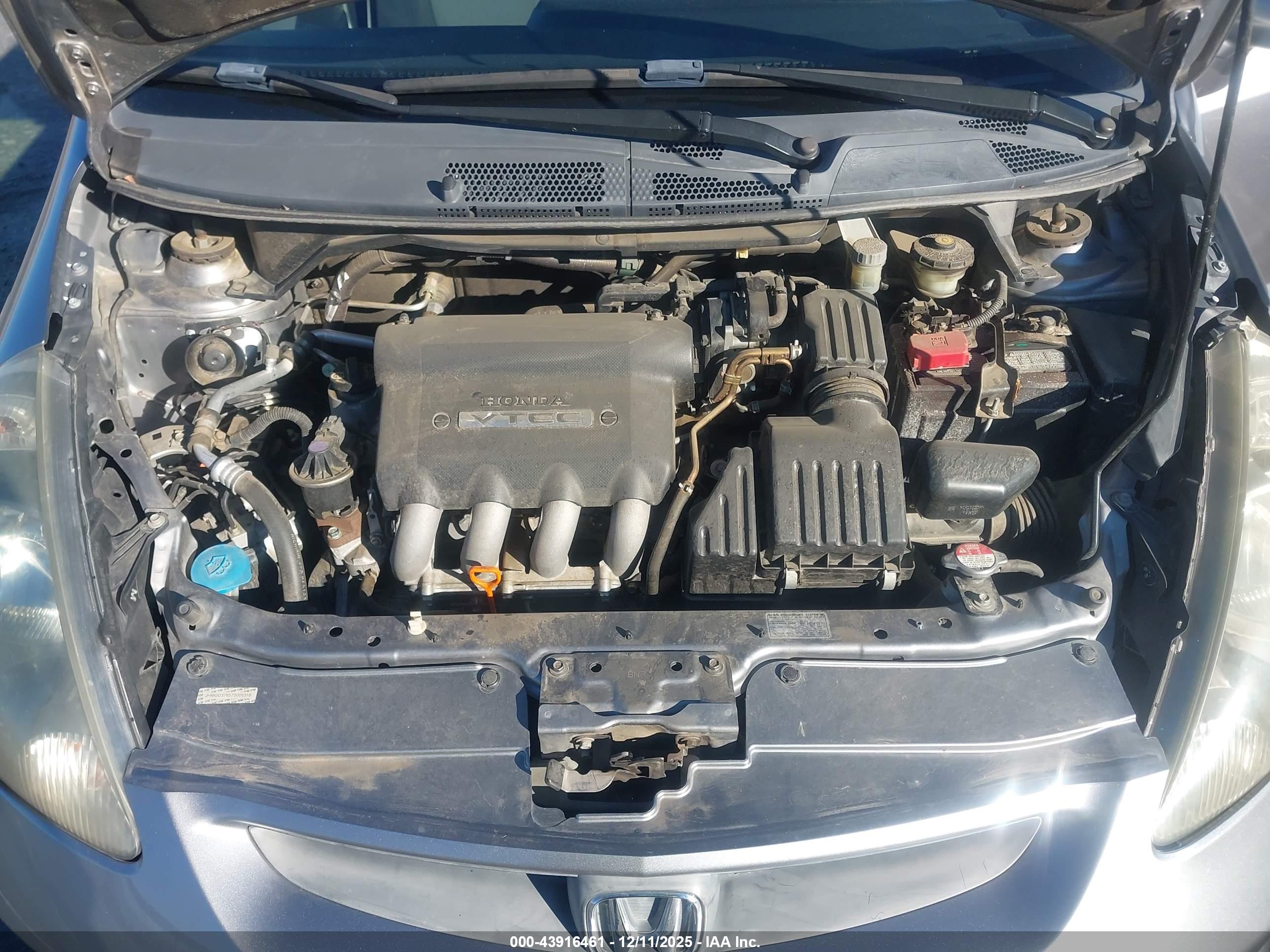 HONDA FIT image 10