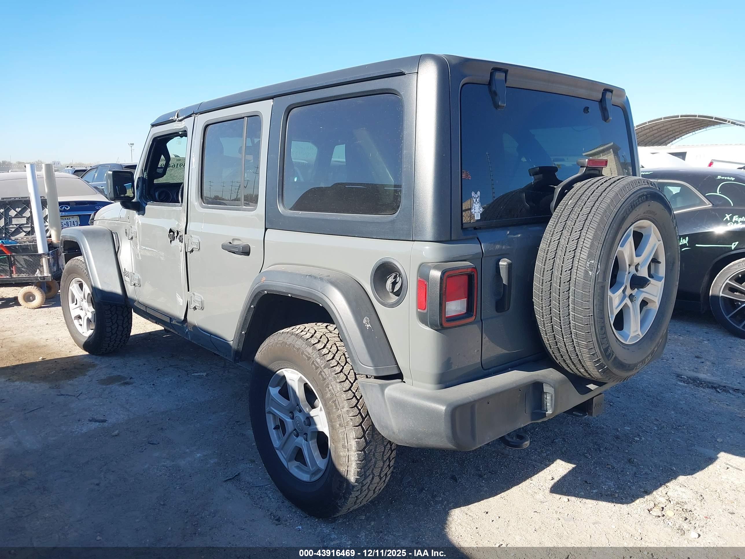 JEEP WRANGLER image 3