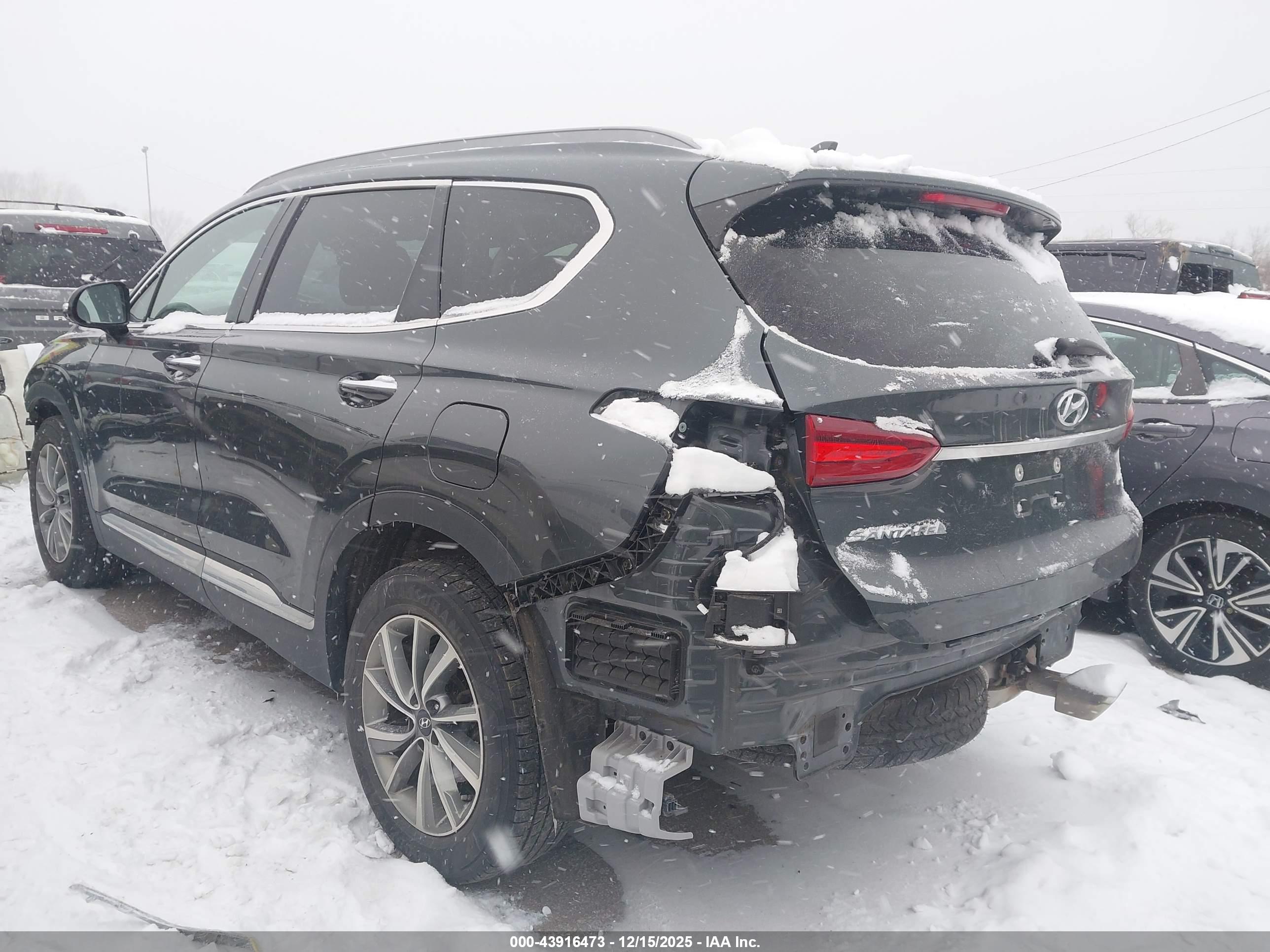 HYUNDAI SANTA image 3