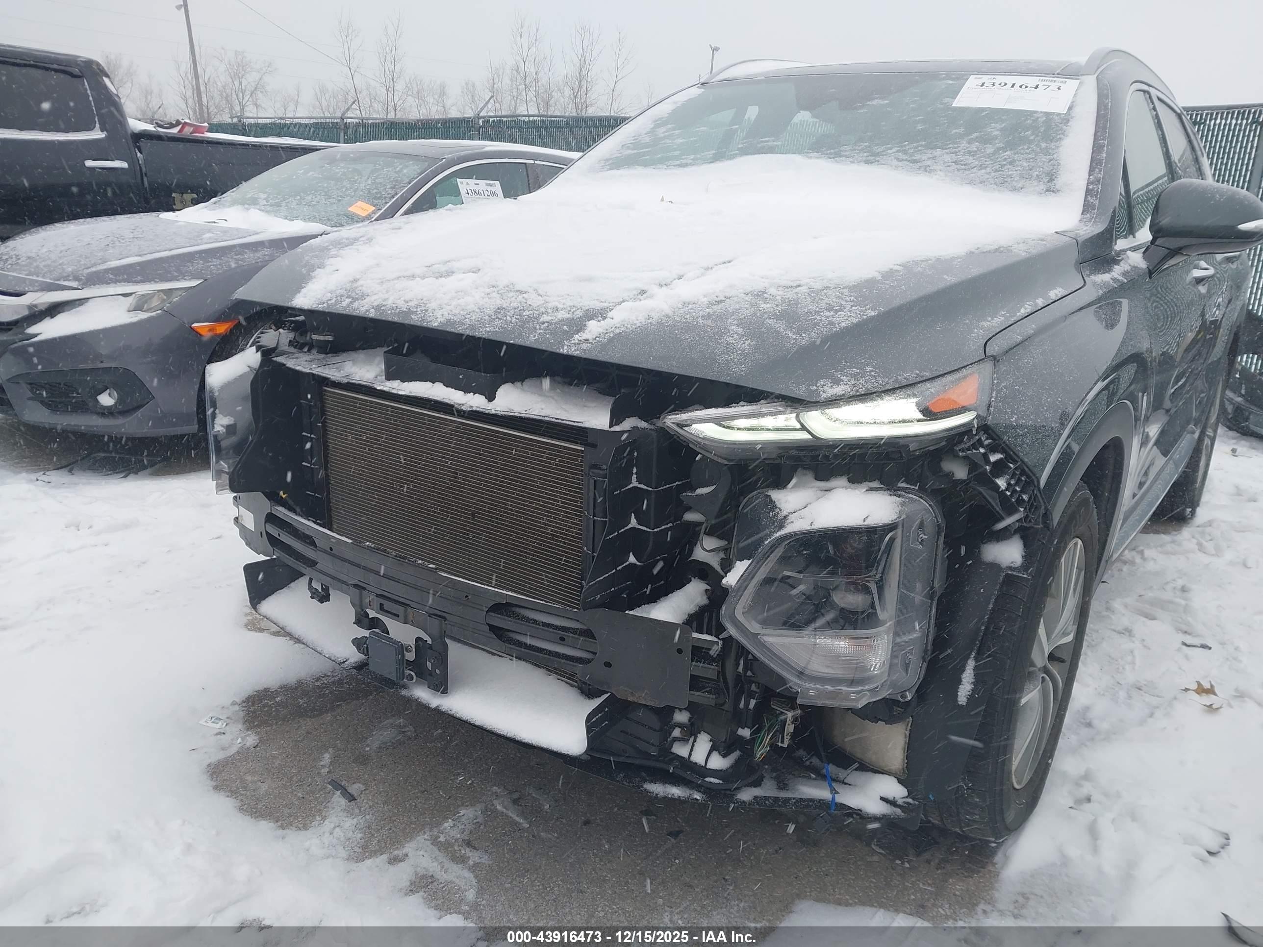 HYUNDAI SANTA image 6
