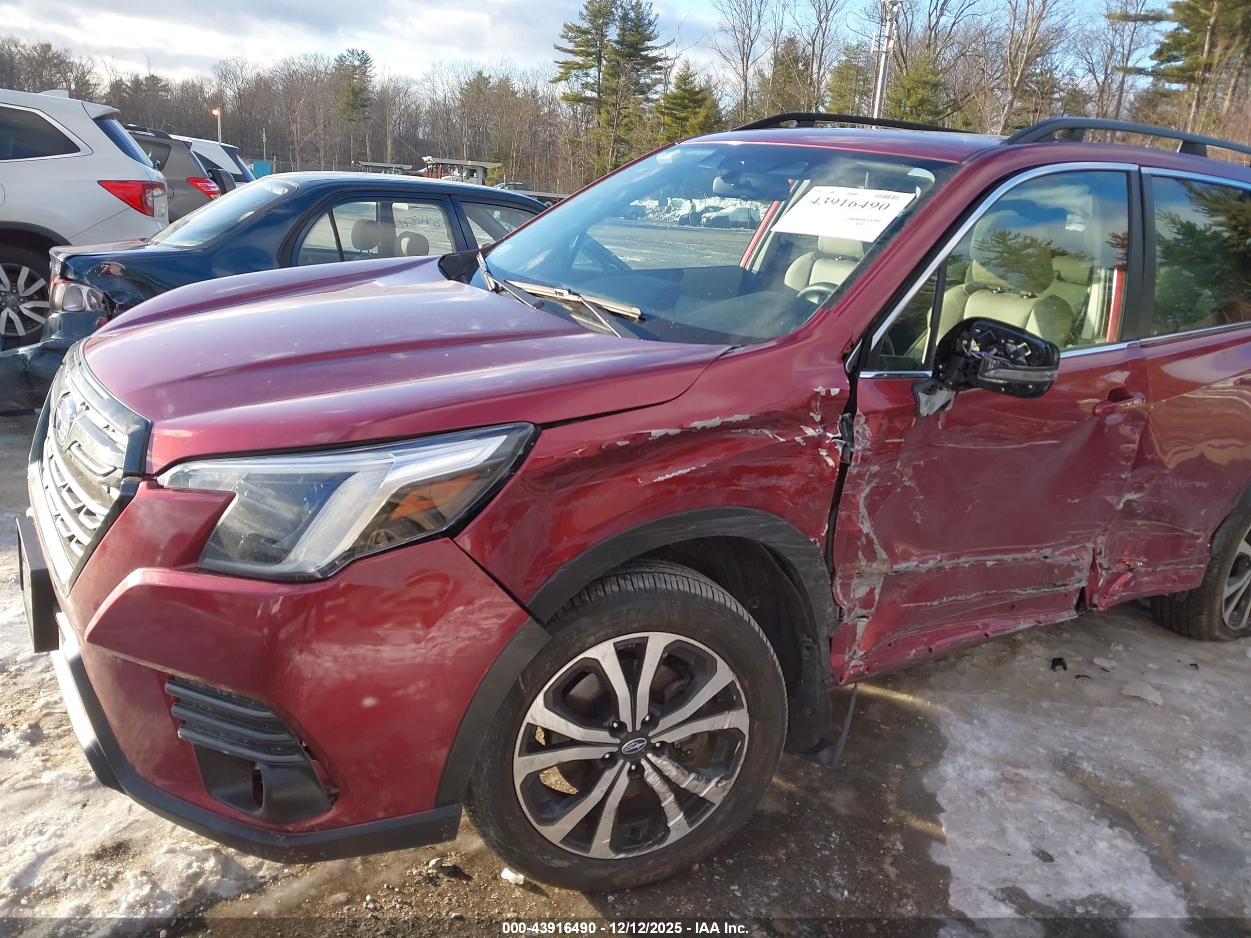 SUBARU FORESTER image 6