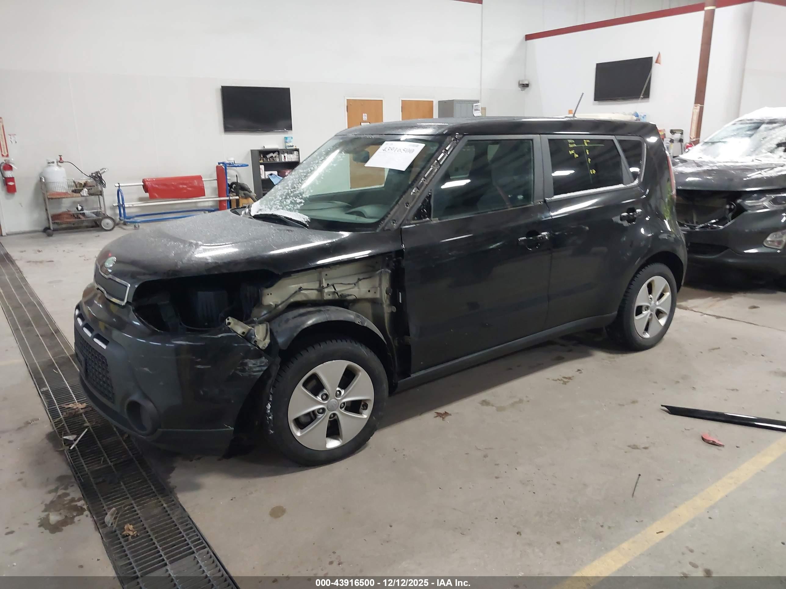 KIA SOUL image 2