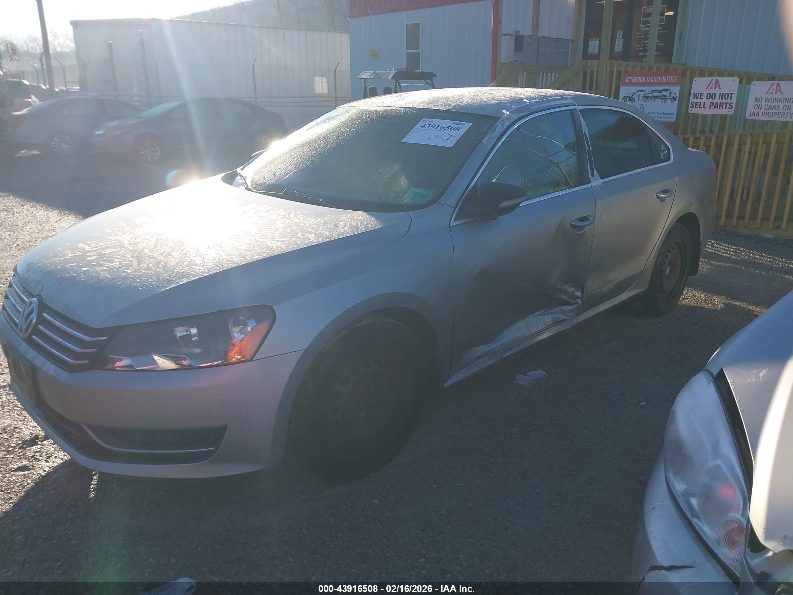 VOLKSWAGEN PASSAT image 2