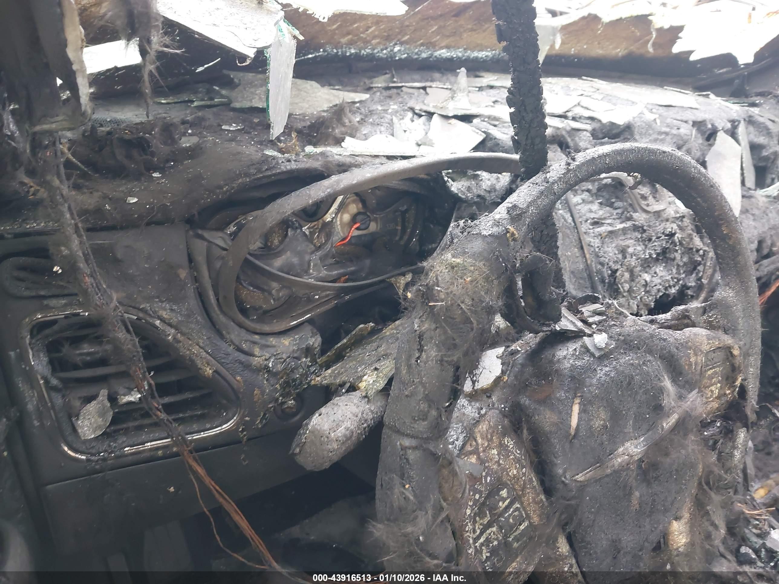 CHRYSLER 200 image 7