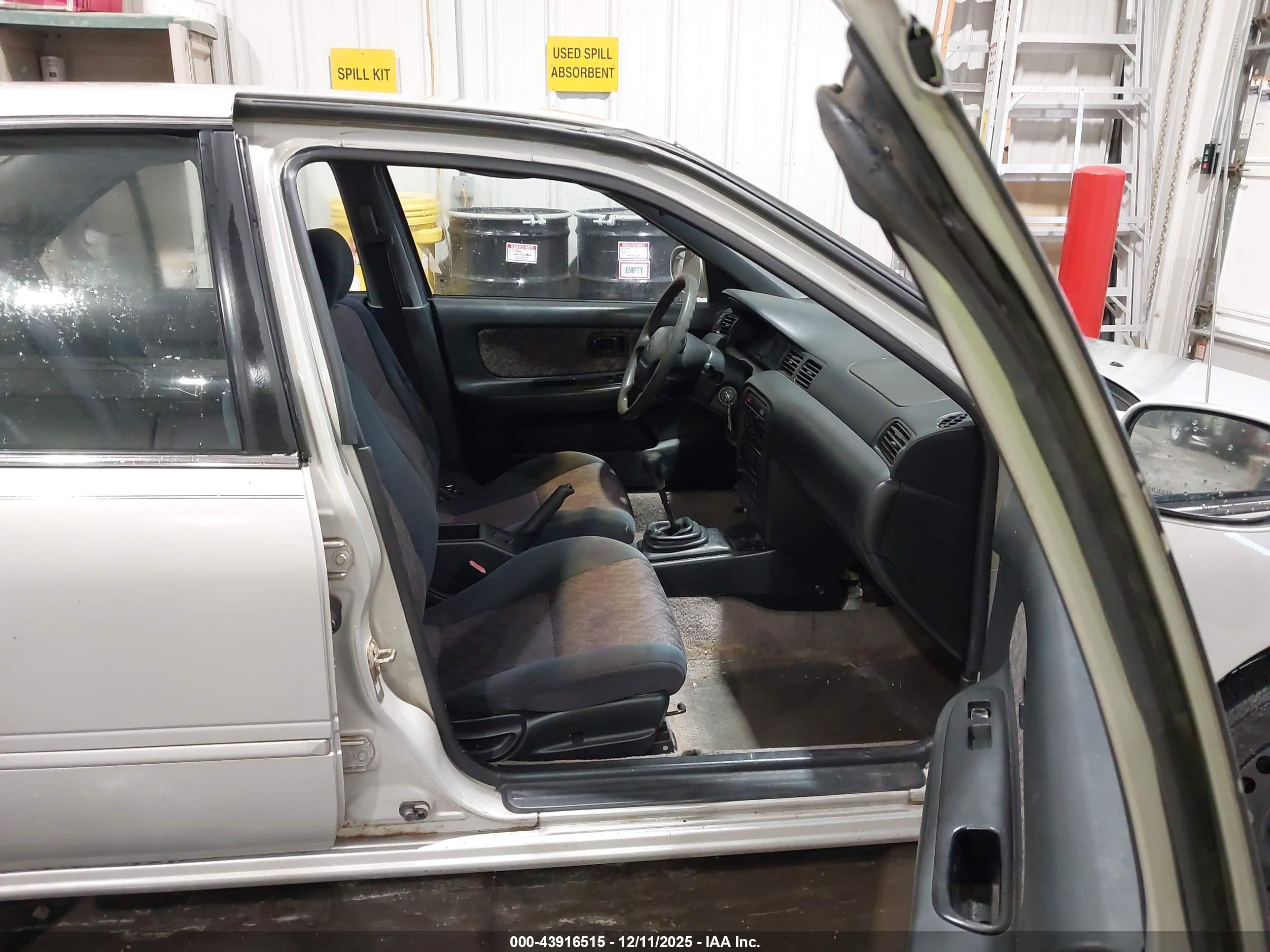 NISSAN SENTRA image 5