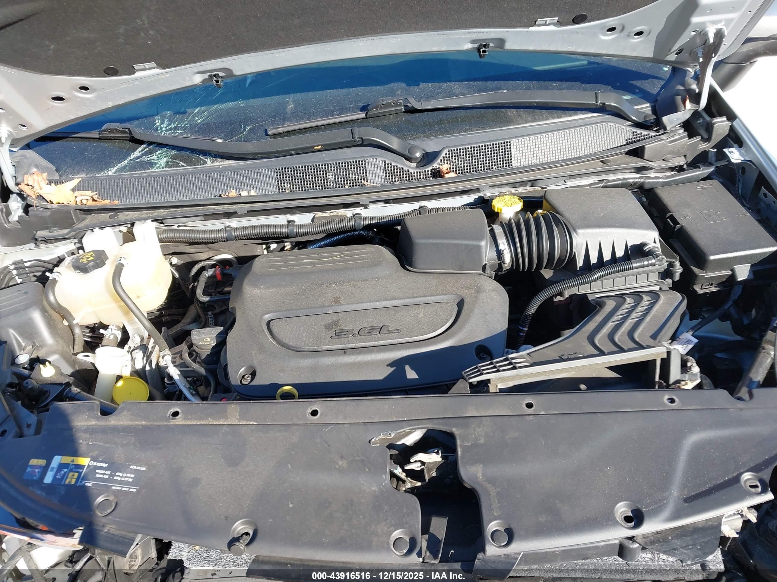 CHRYSLER PACIFICA image 10