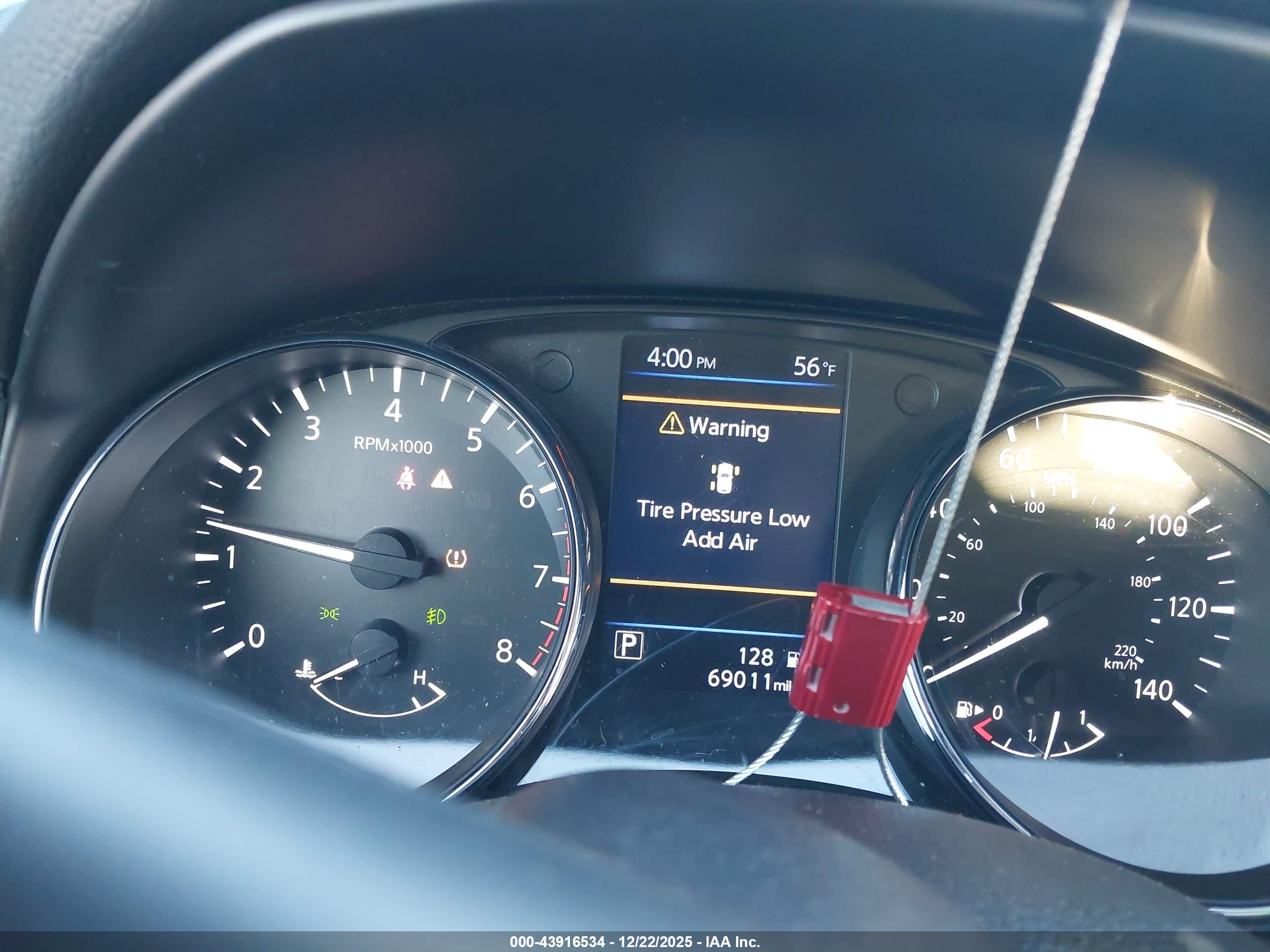NISSAN ROGUE image 7