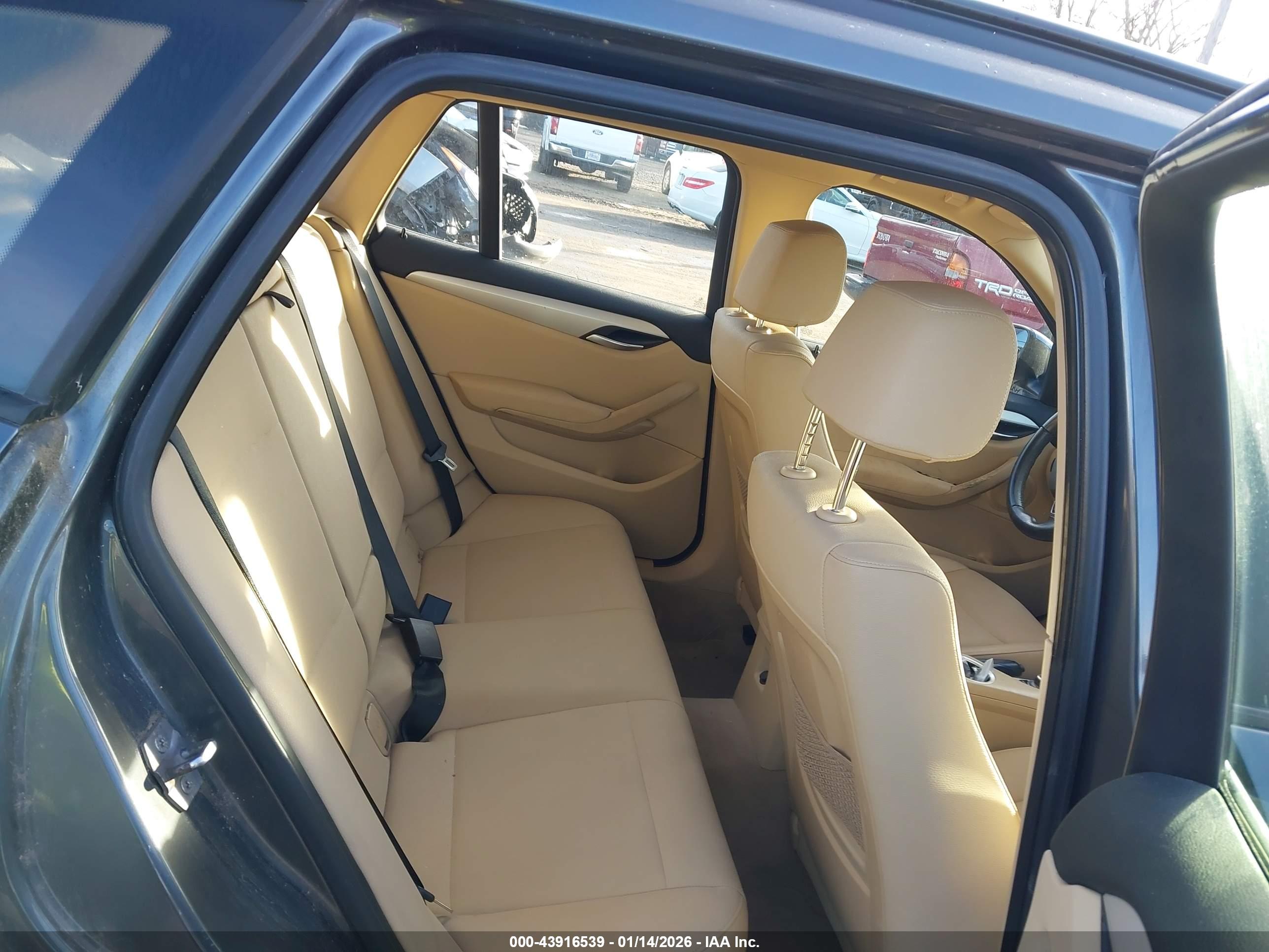 BMW X1 image 8