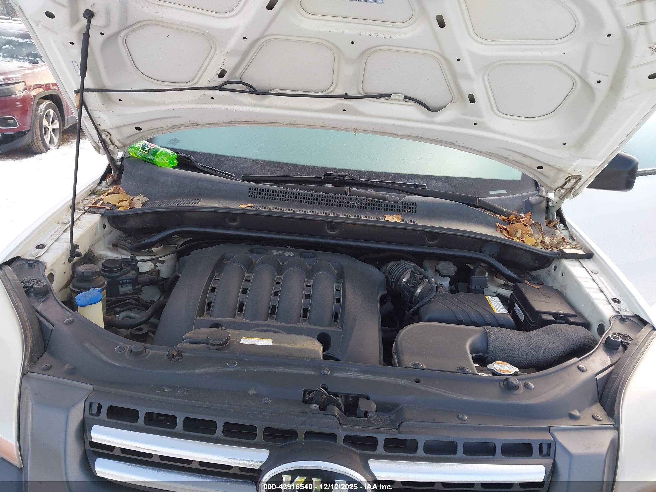 KIA SPORTAGE image 10