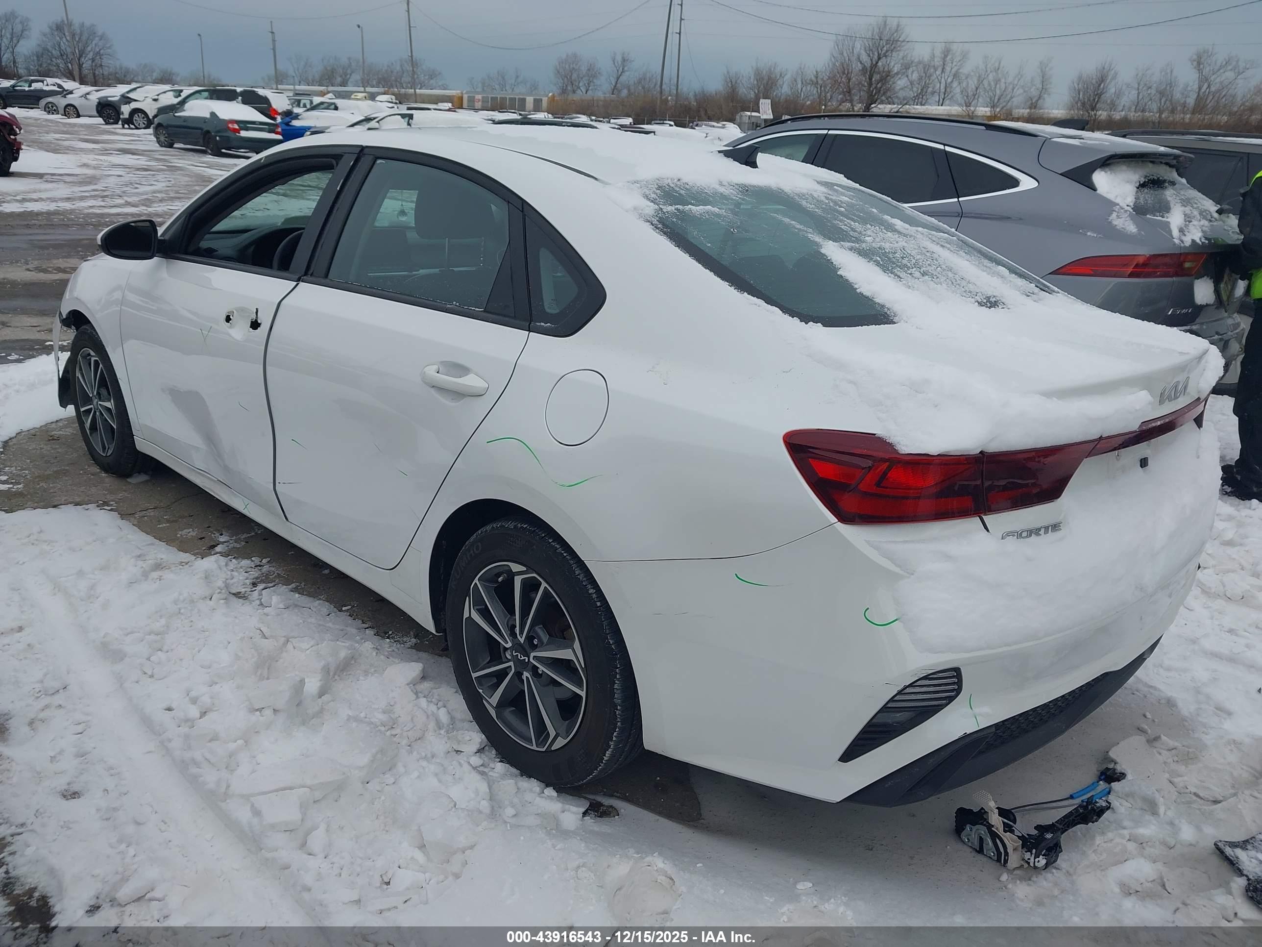KIA FORTE image 3