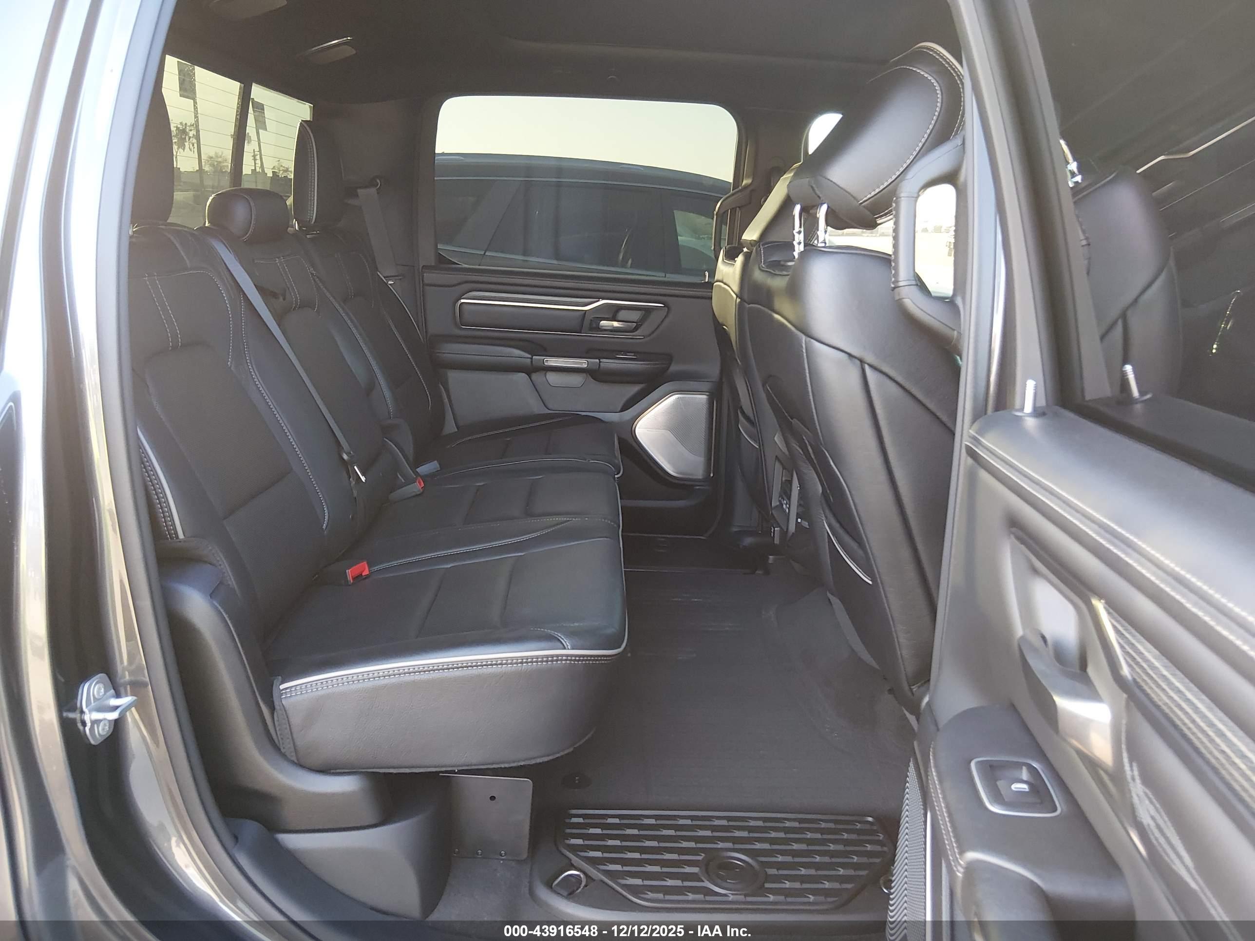 RAM 1500 image 8