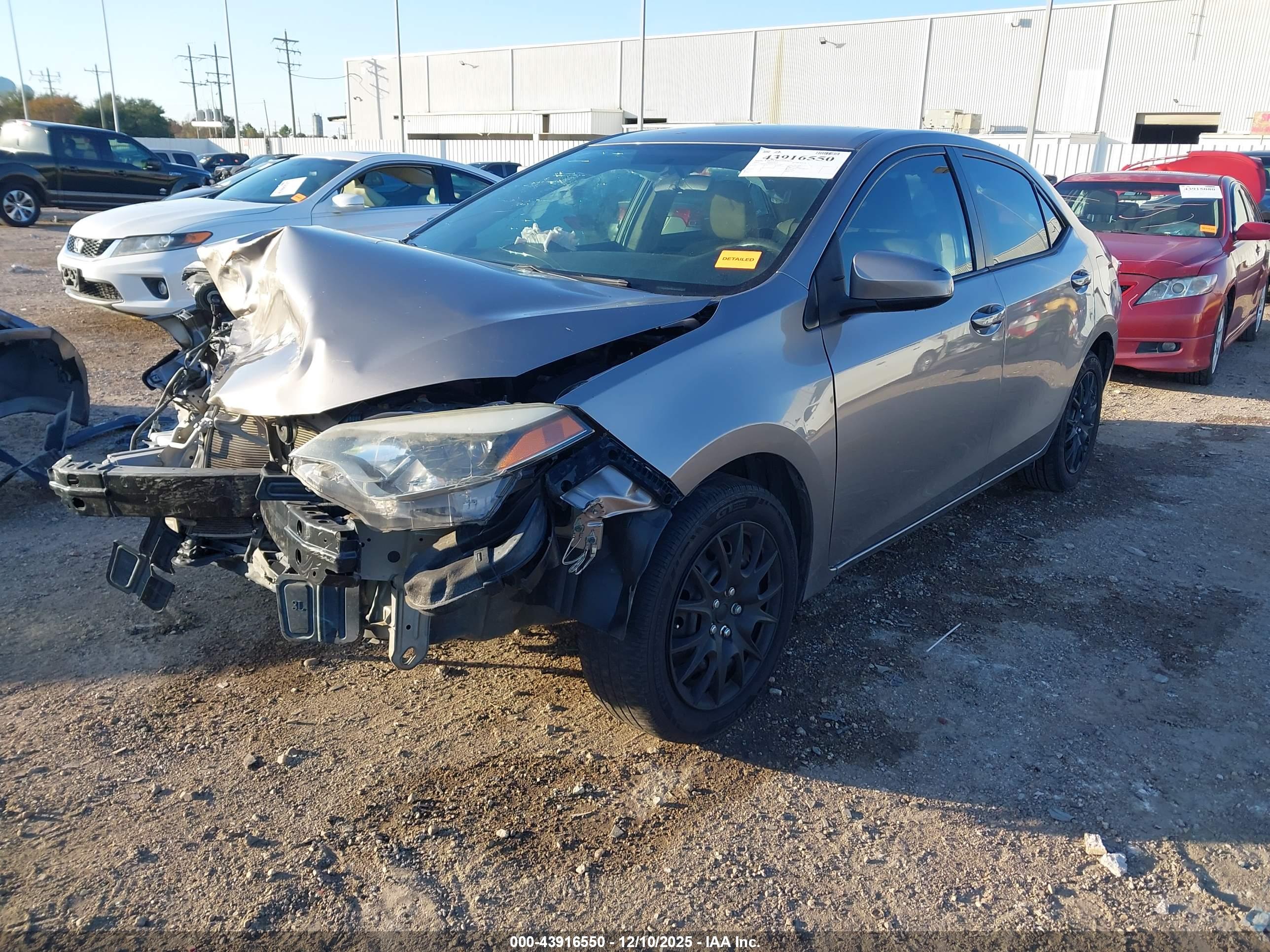 TOYOTA COROLLA image 2