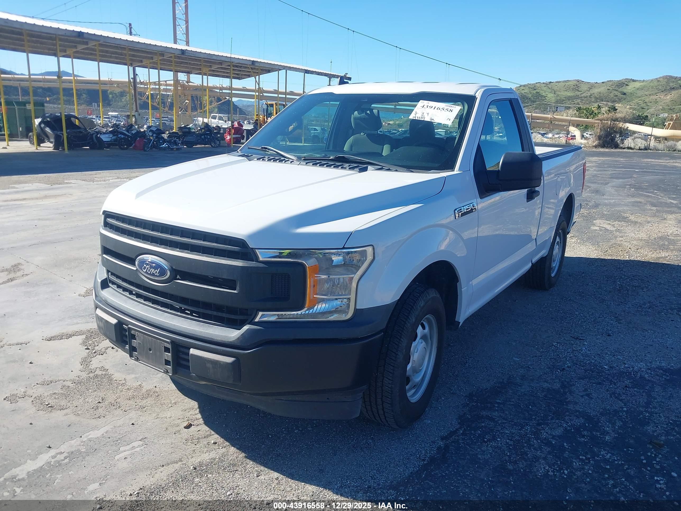 FORD F-150 image 2