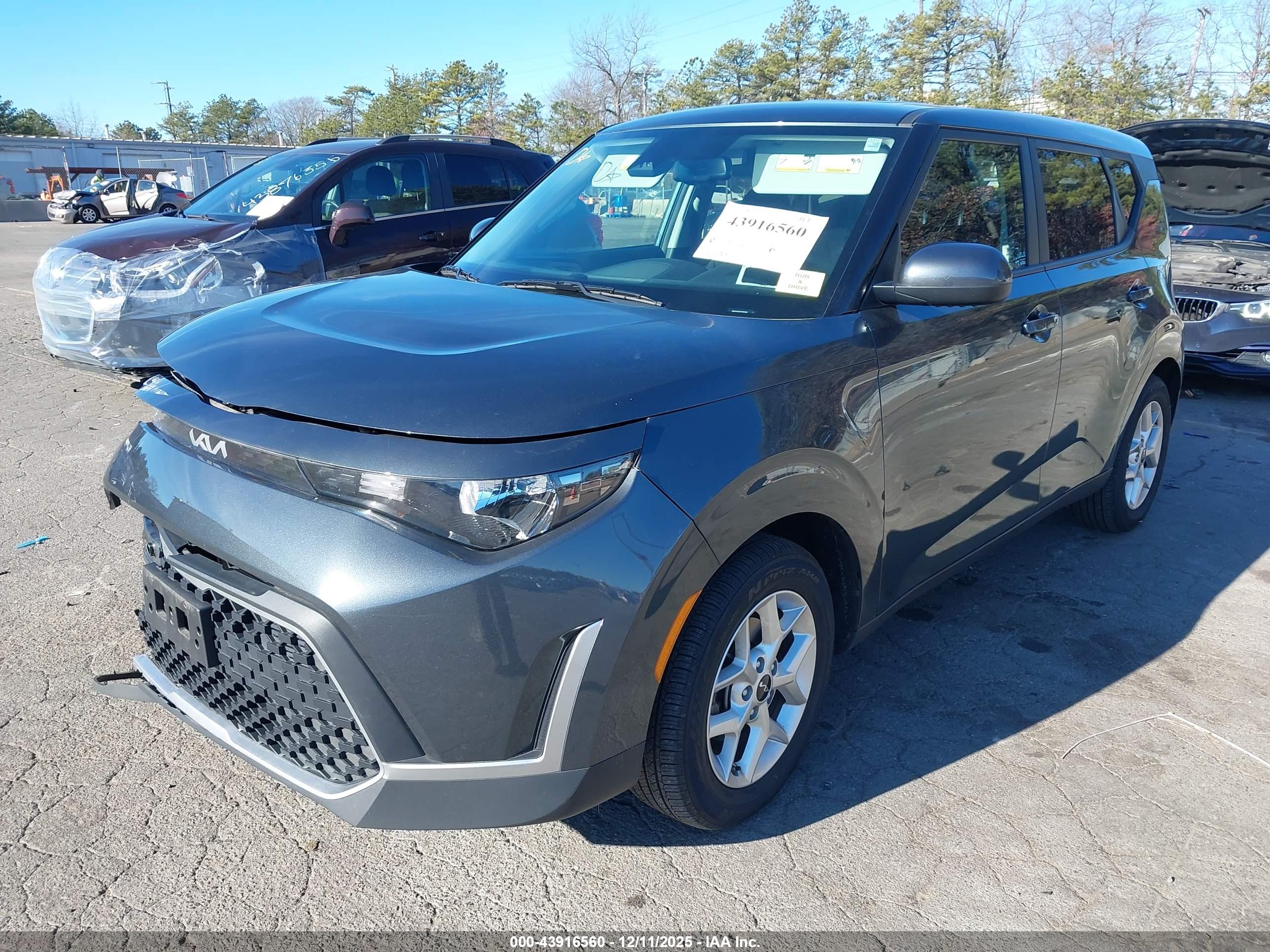 KIA SOUL image 2