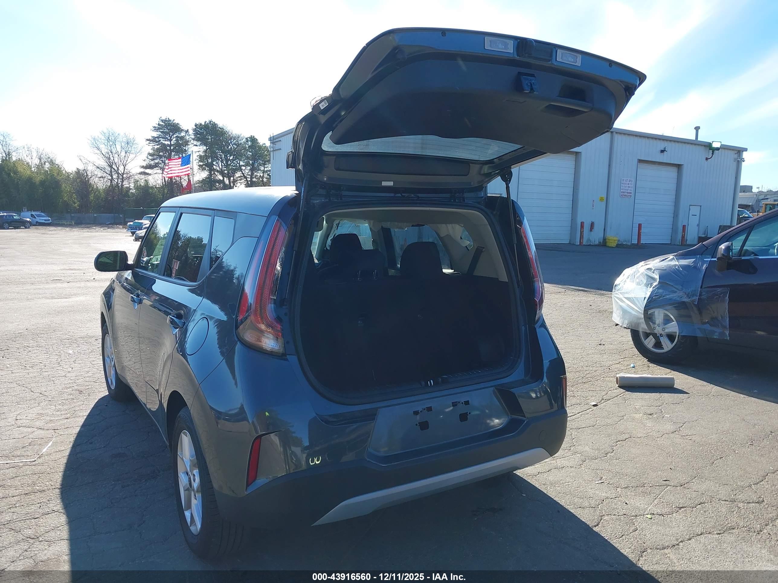 KIA SOUL image 3