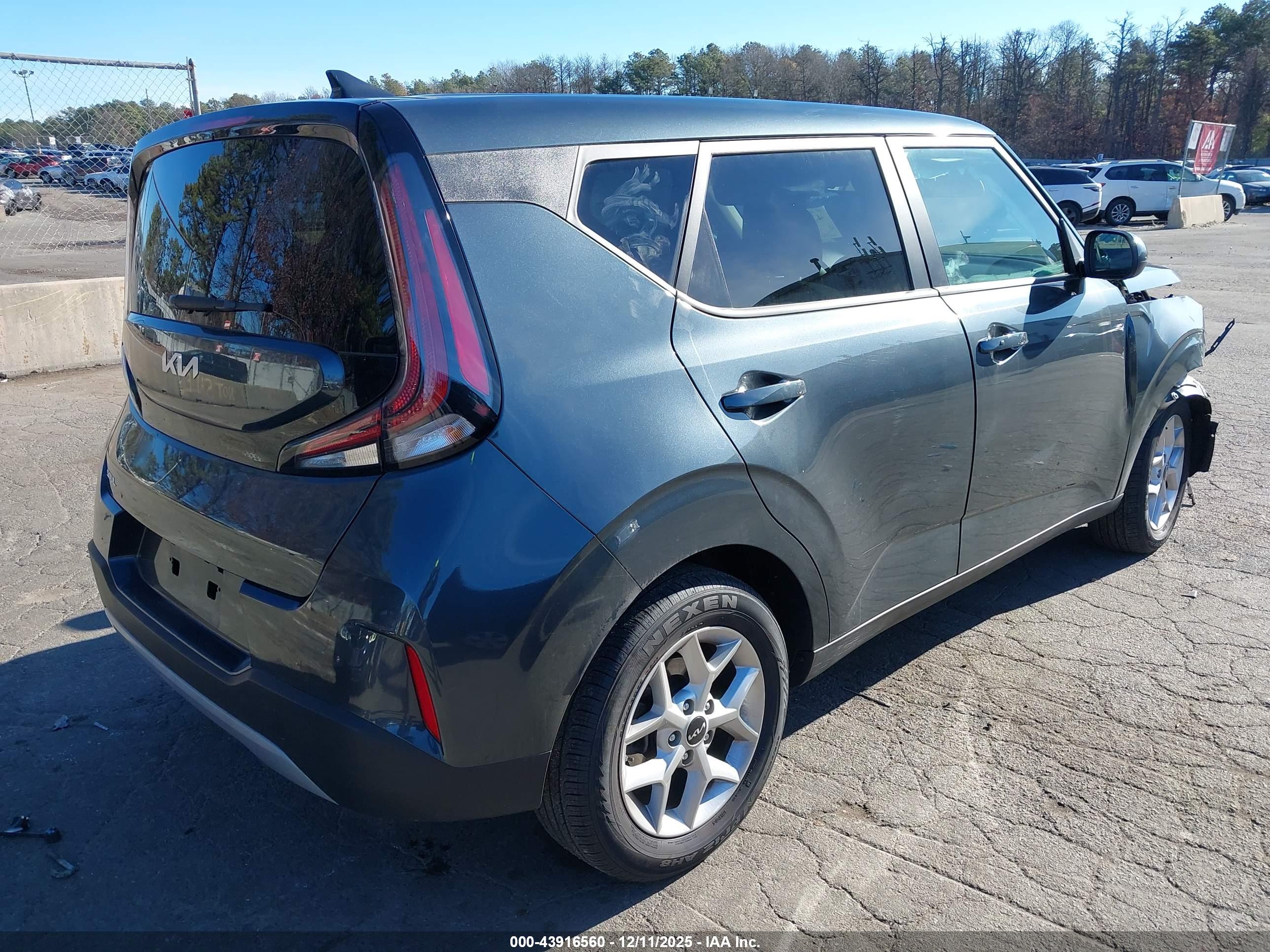 KIA SOUL image 4