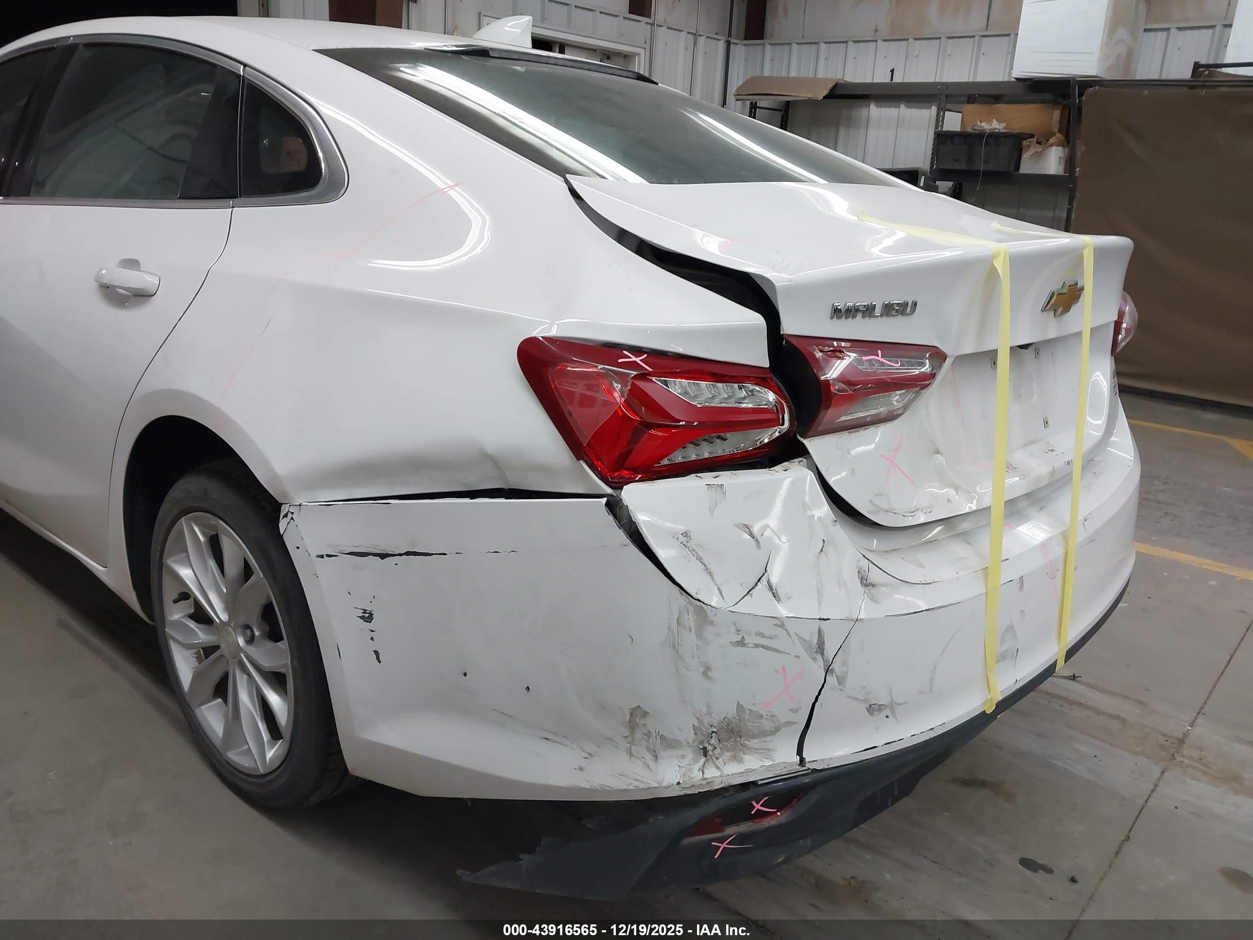 CHEVROLET MALIBU image 6