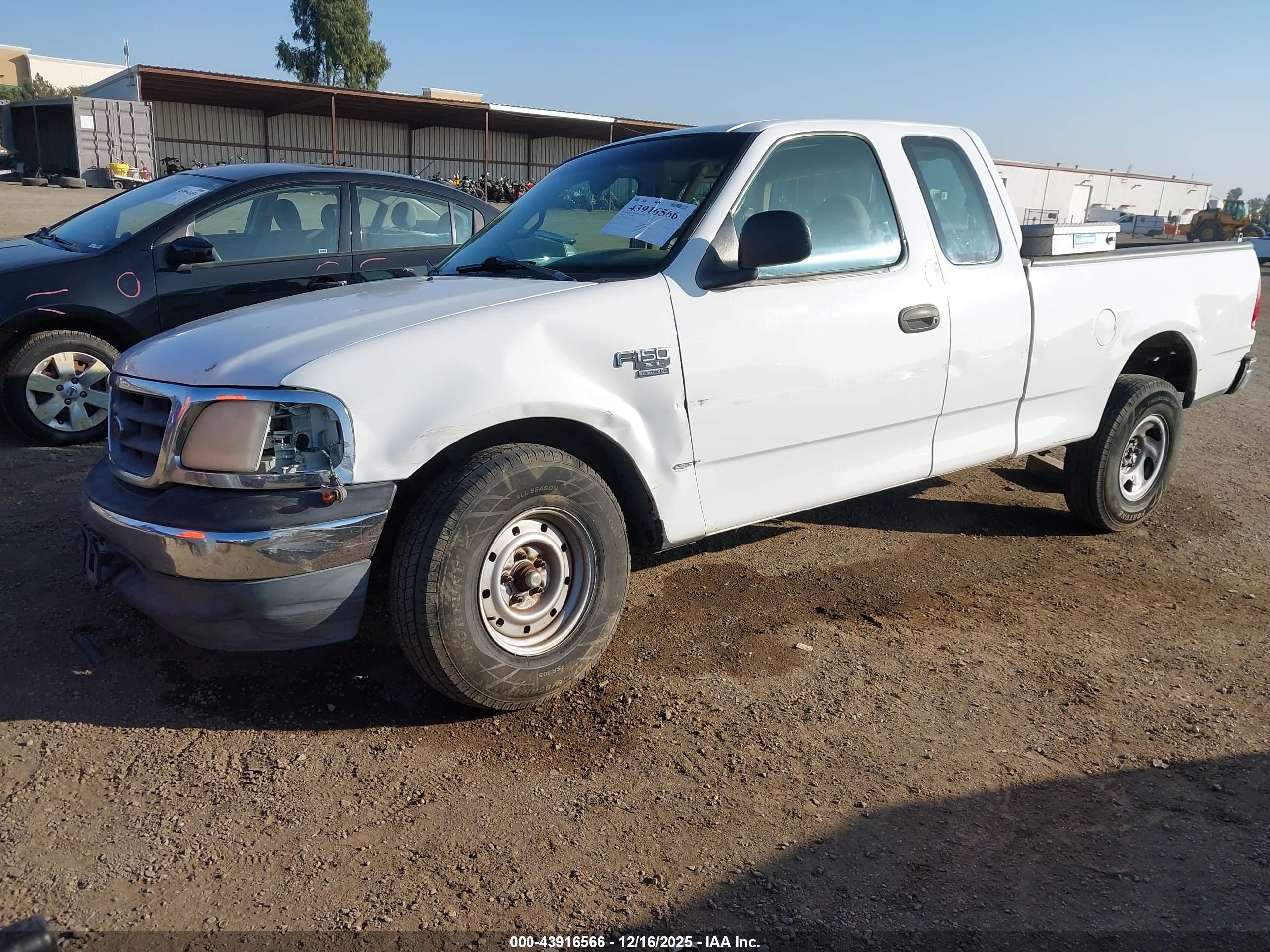 FORD F-150 image 2