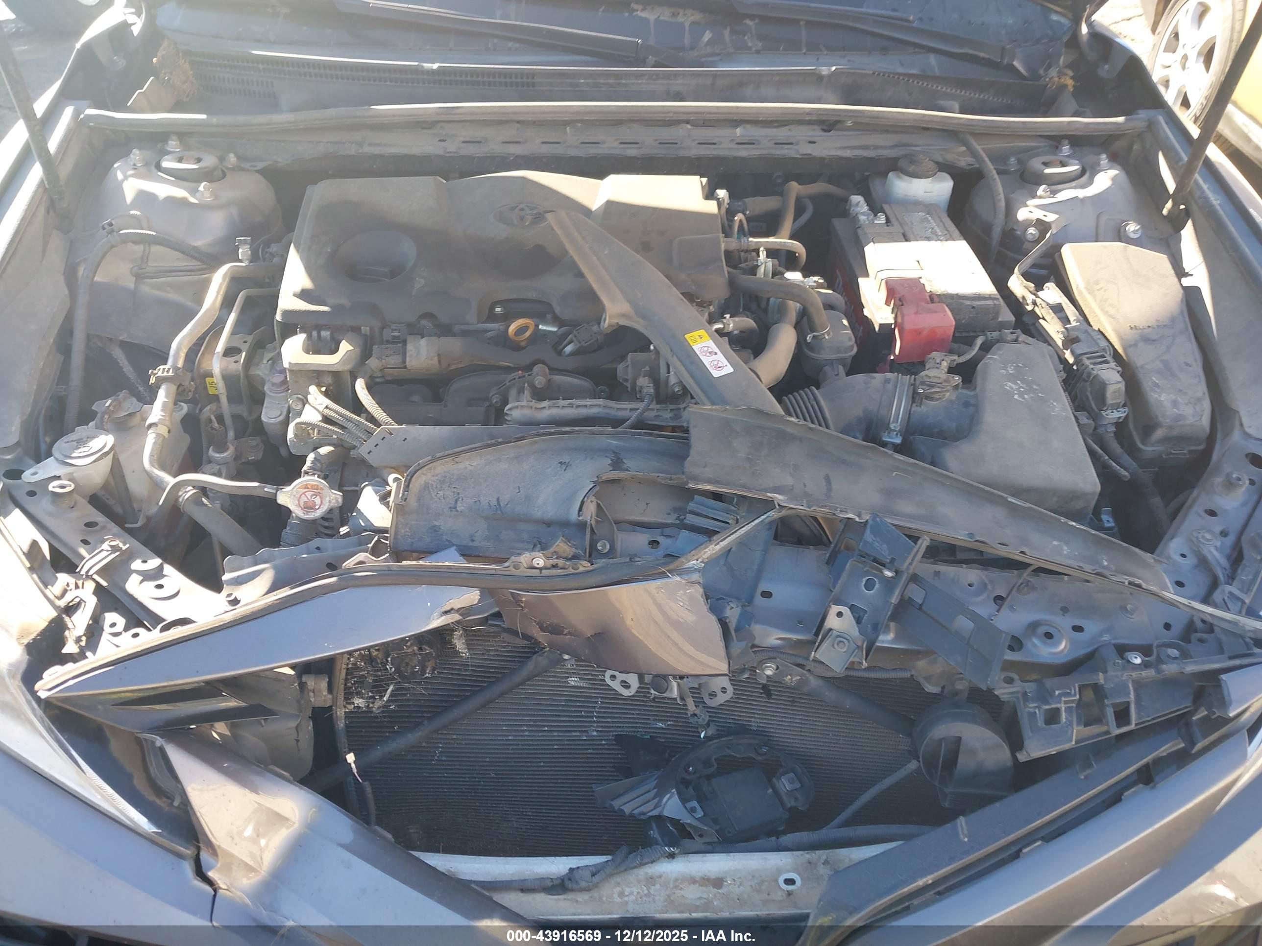 TOYOTA CAMRY image 10
