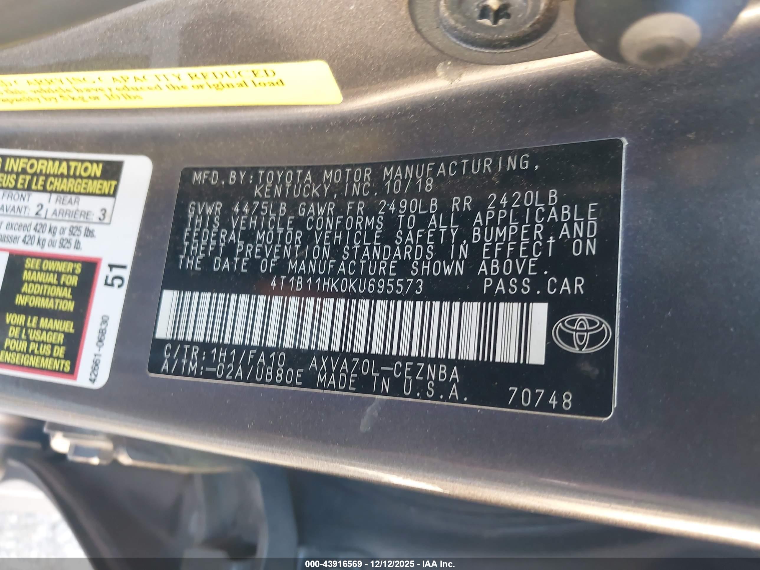 TOYOTA CAMRY image 9