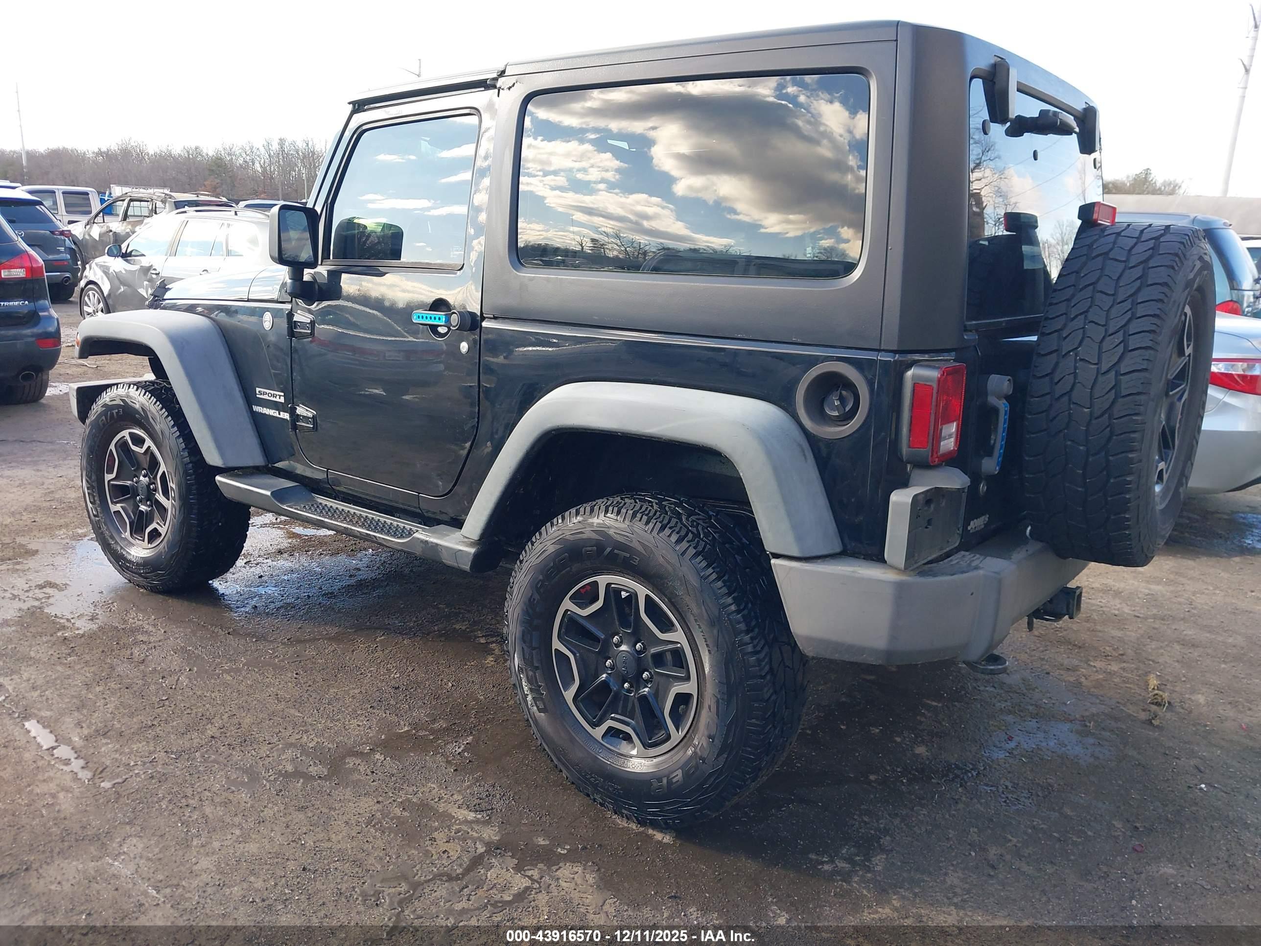 JEEP WRANGLER image 3