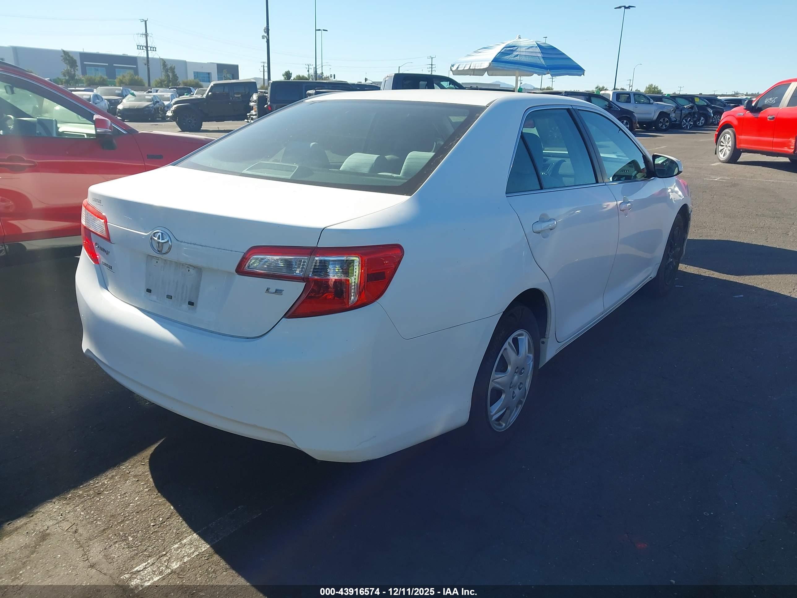 TOYOTA CAMRY image 4