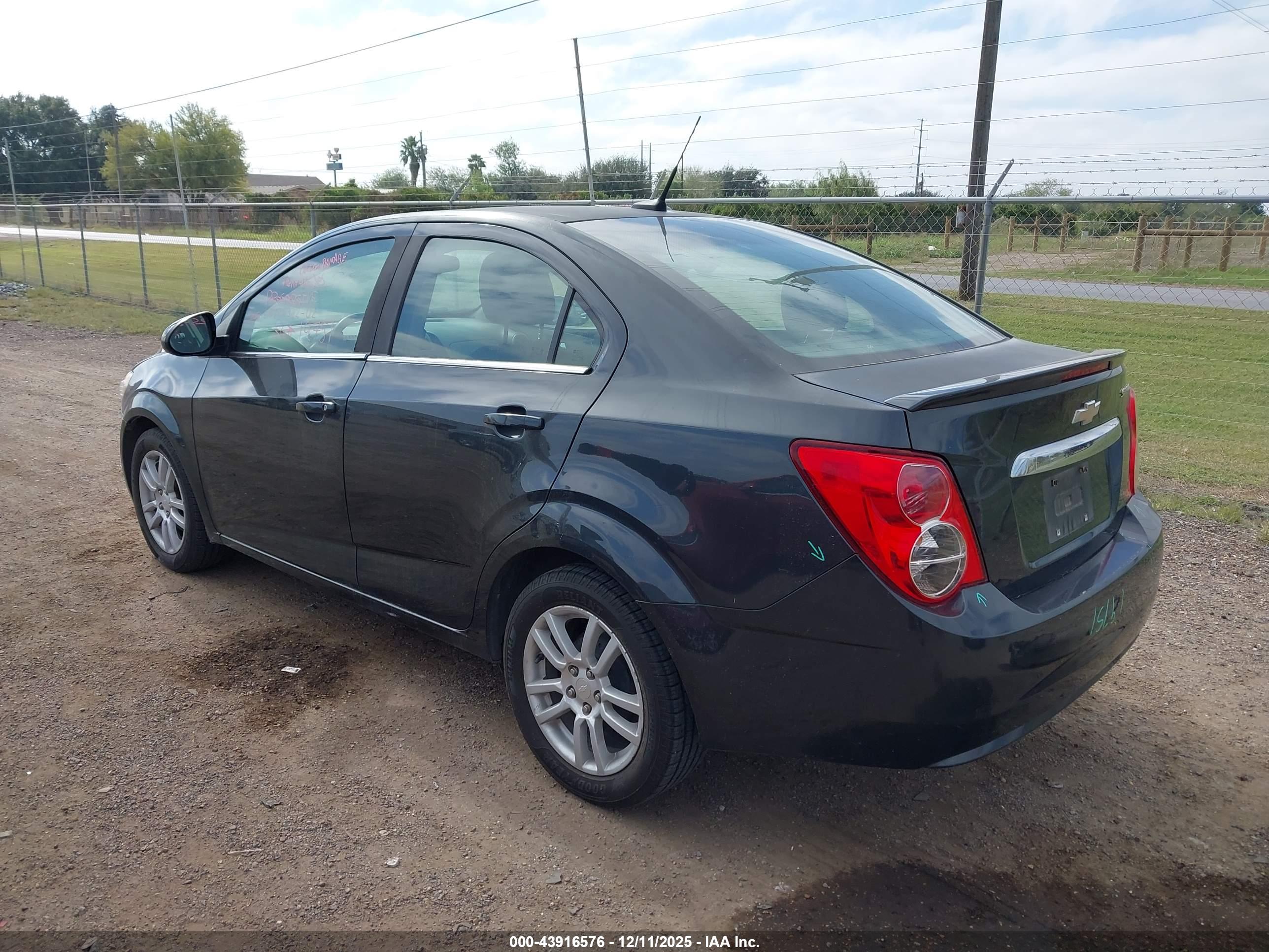 CHEVROLET SONIC image 3