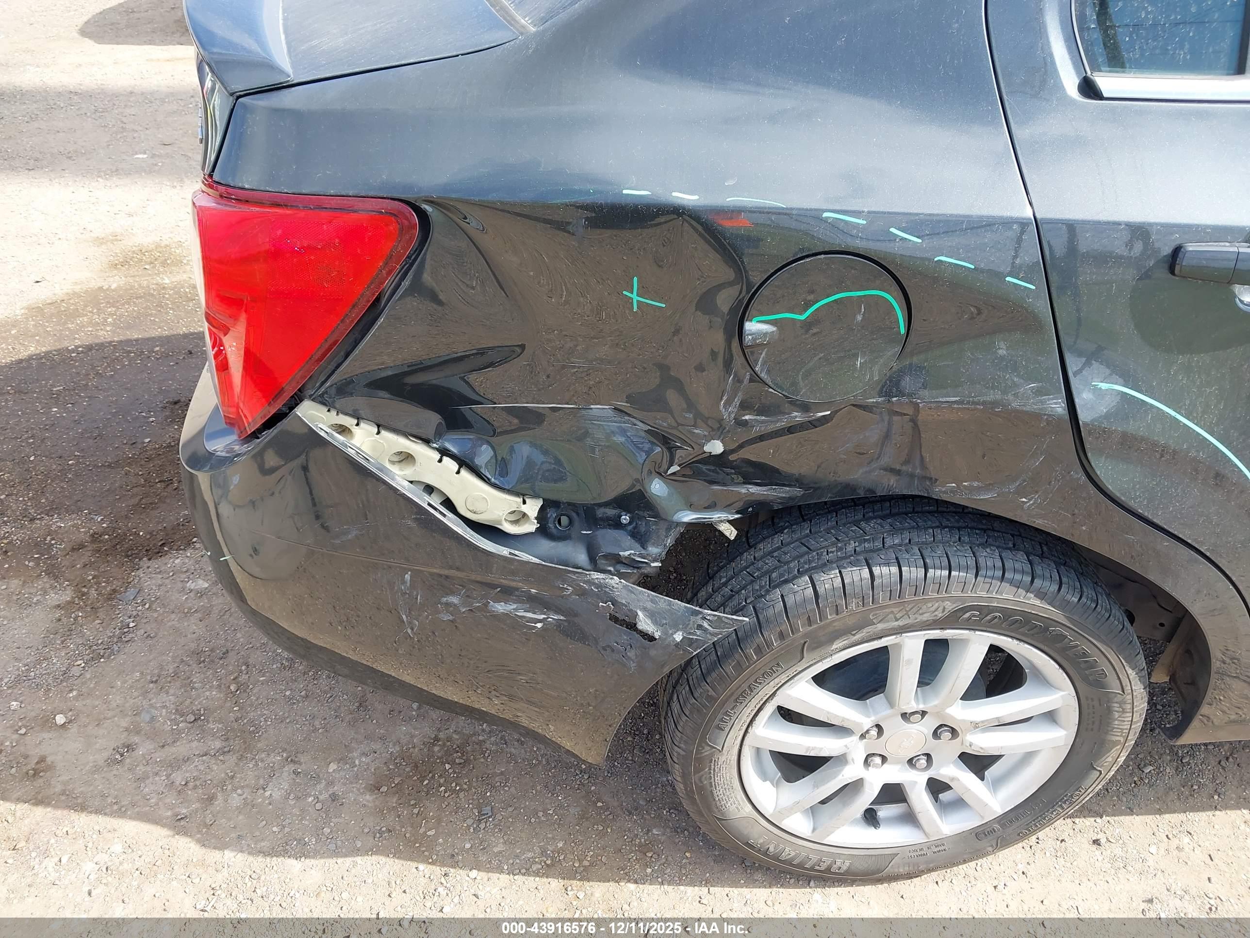 CHEVROLET SONIC image 6