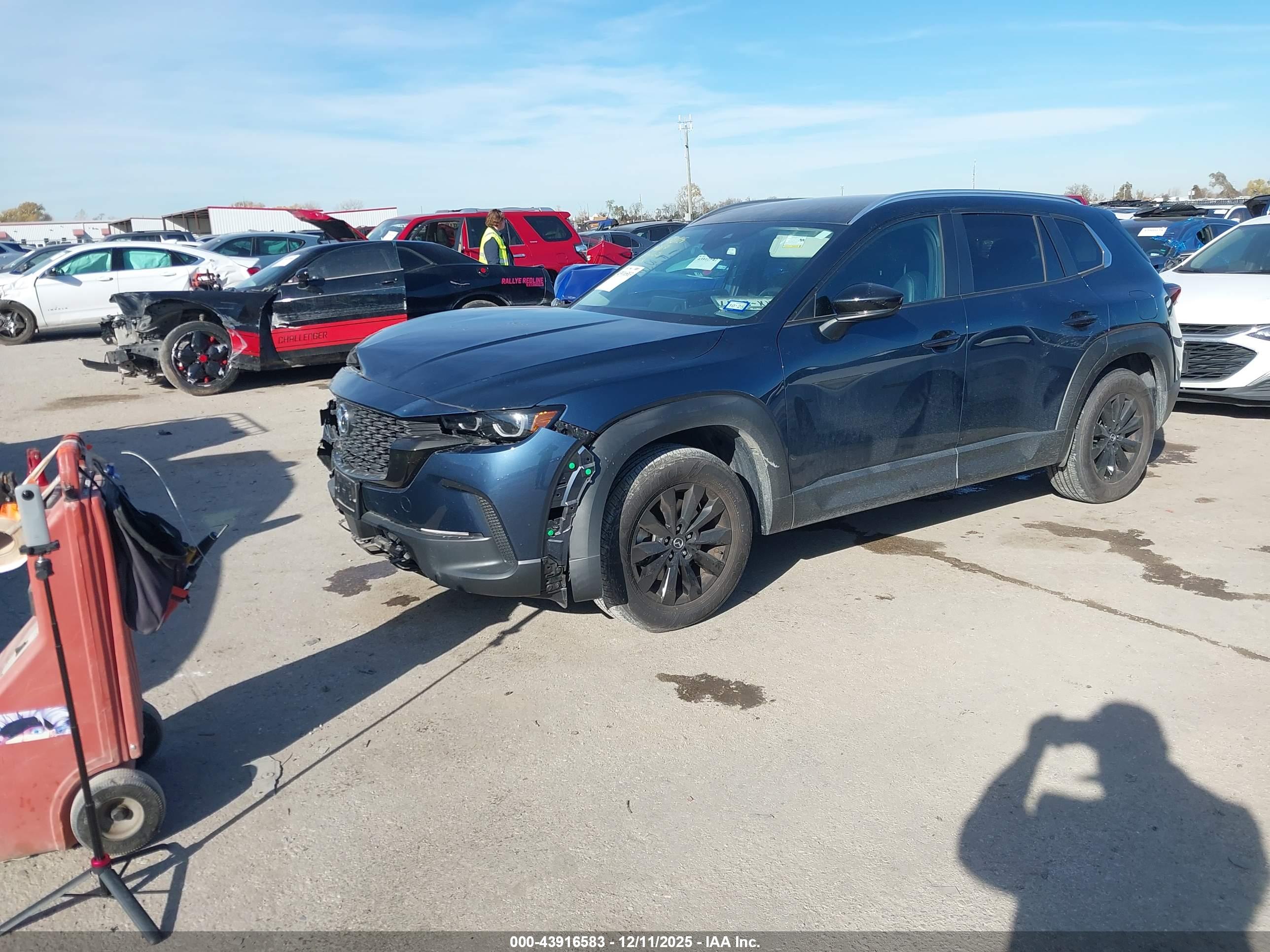 MAZDA CX-50 image 2