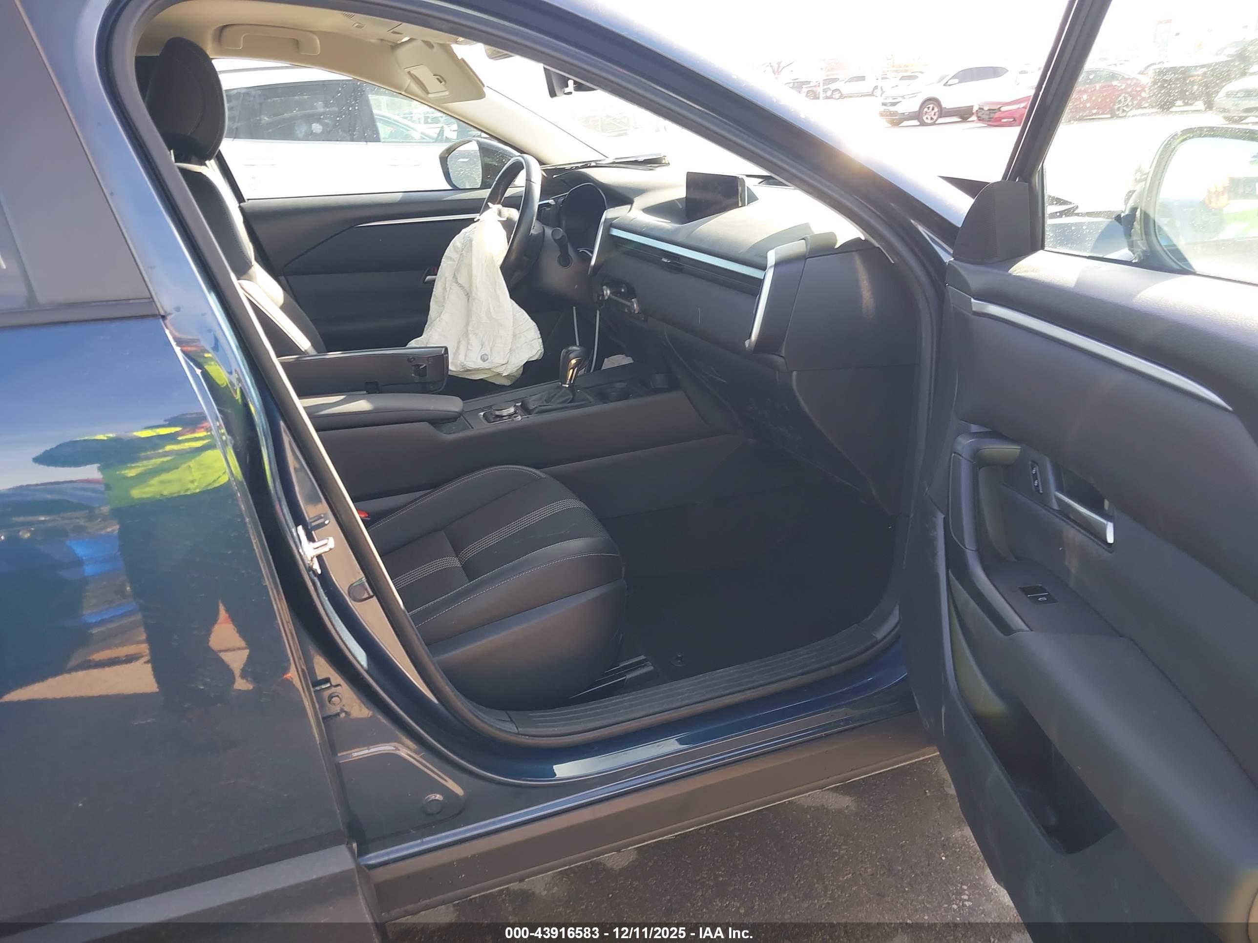 MAZDA CX-50 image 5