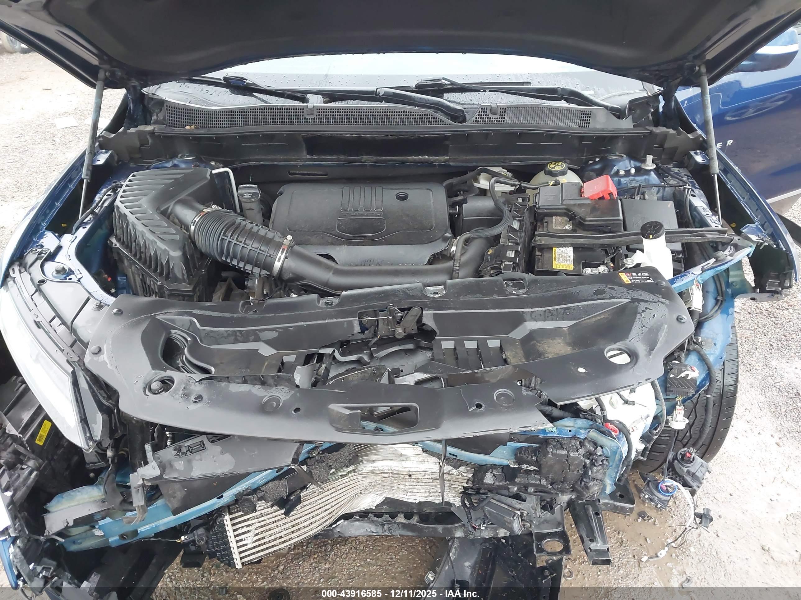 CHEVROLET BLAZER image 10