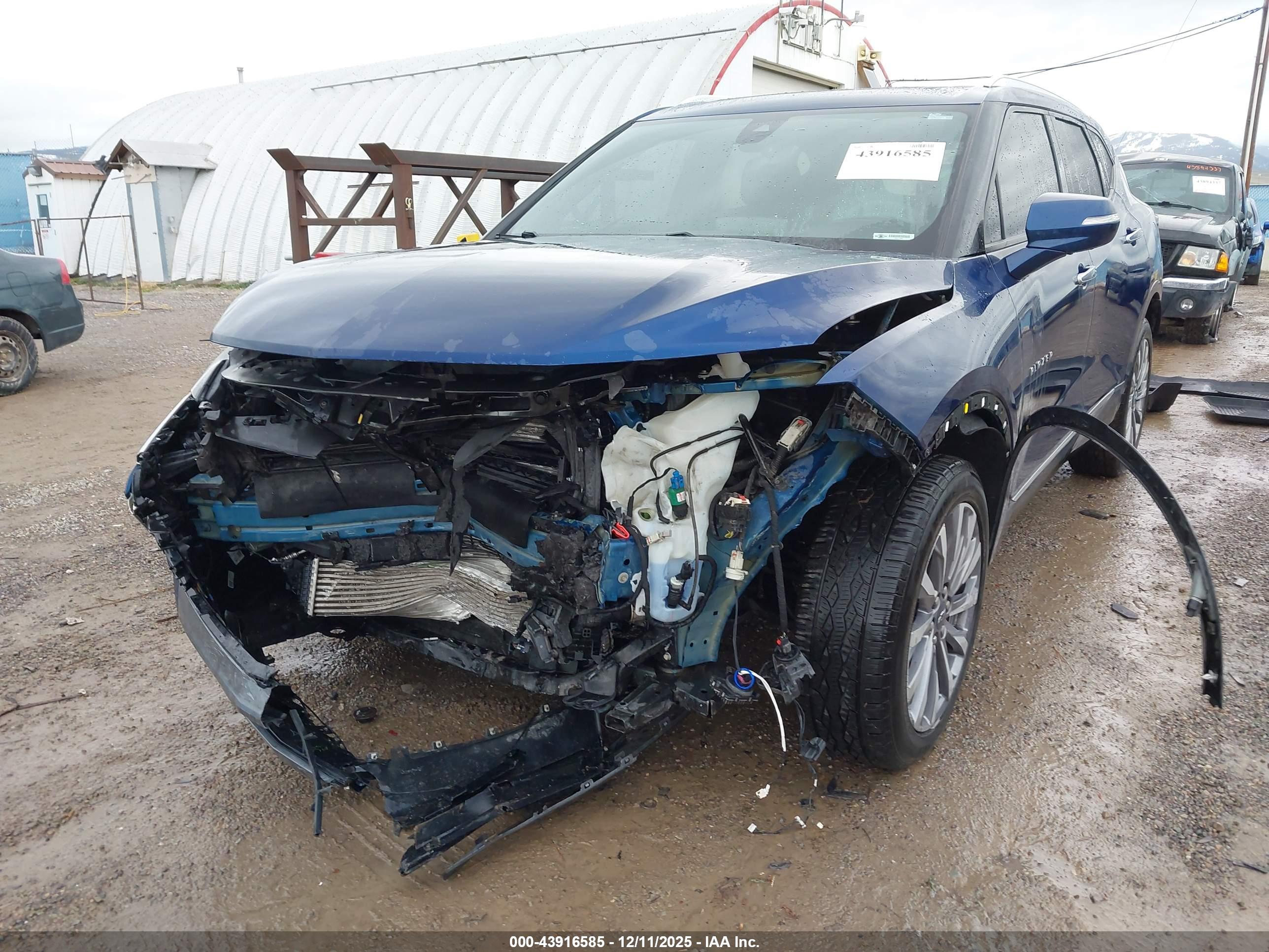 CHEVROLET BLAZER image 6