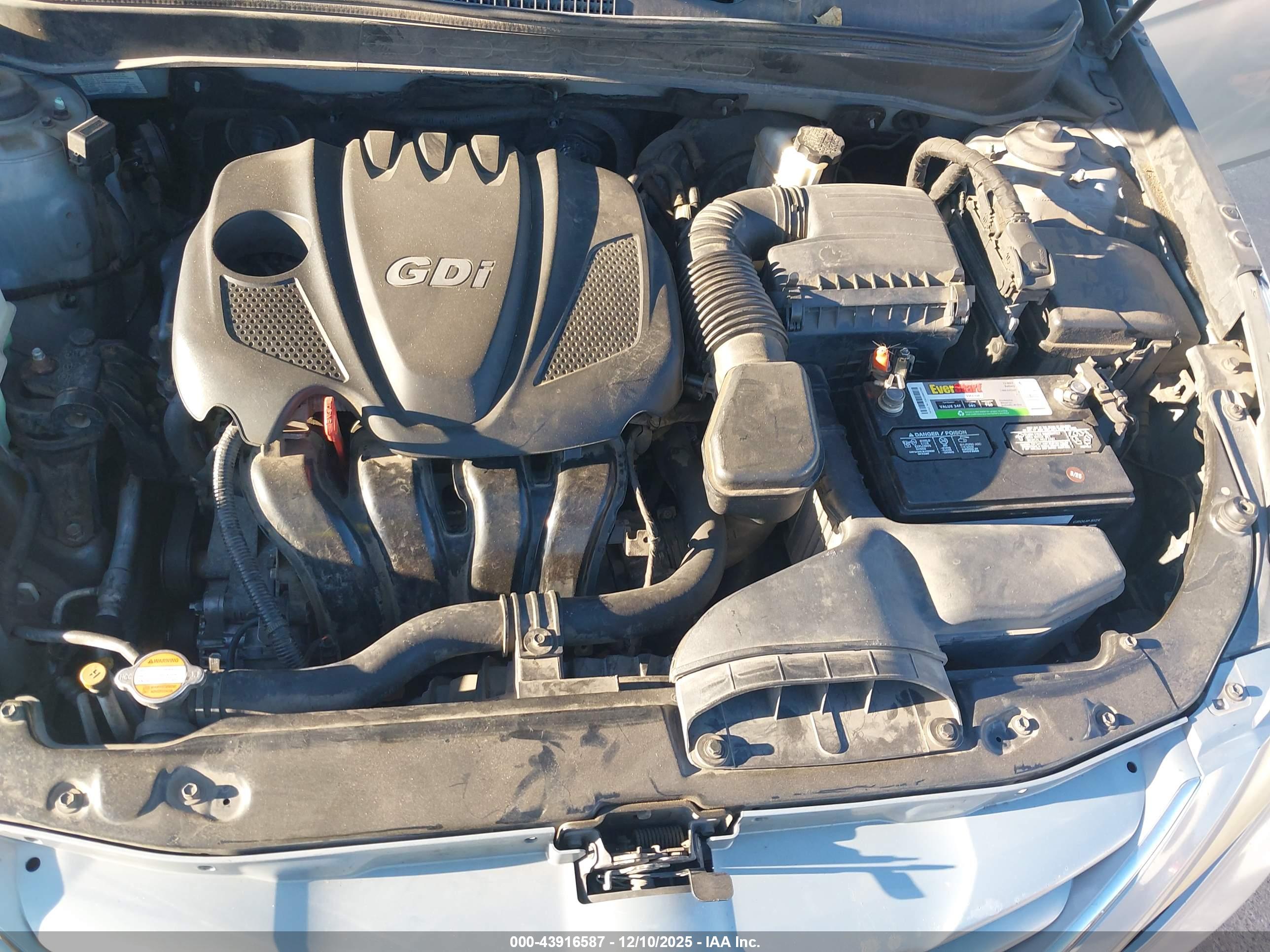 HYUNDAI SONATA image 10