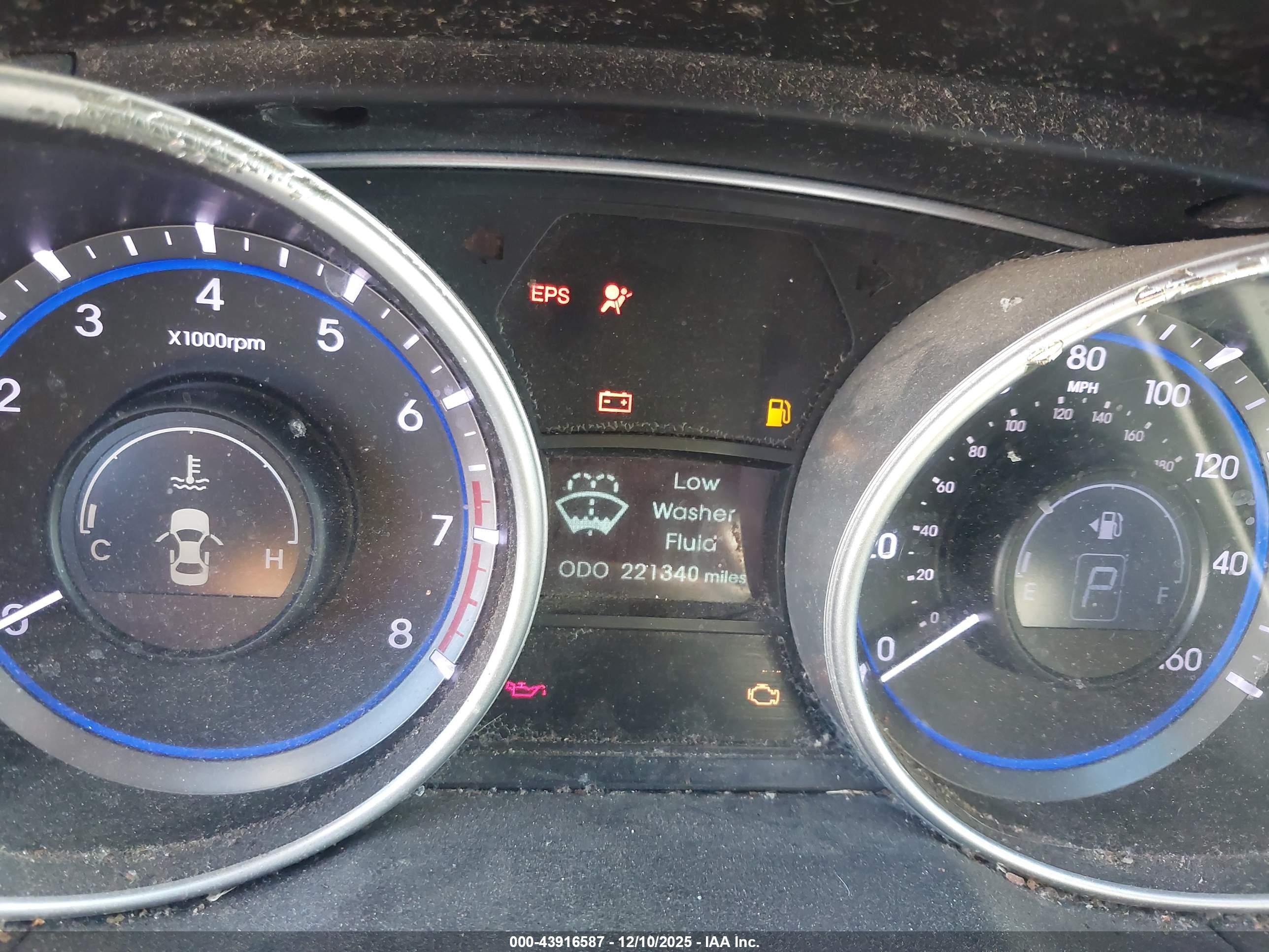 HYUNDAI SONATA image 7