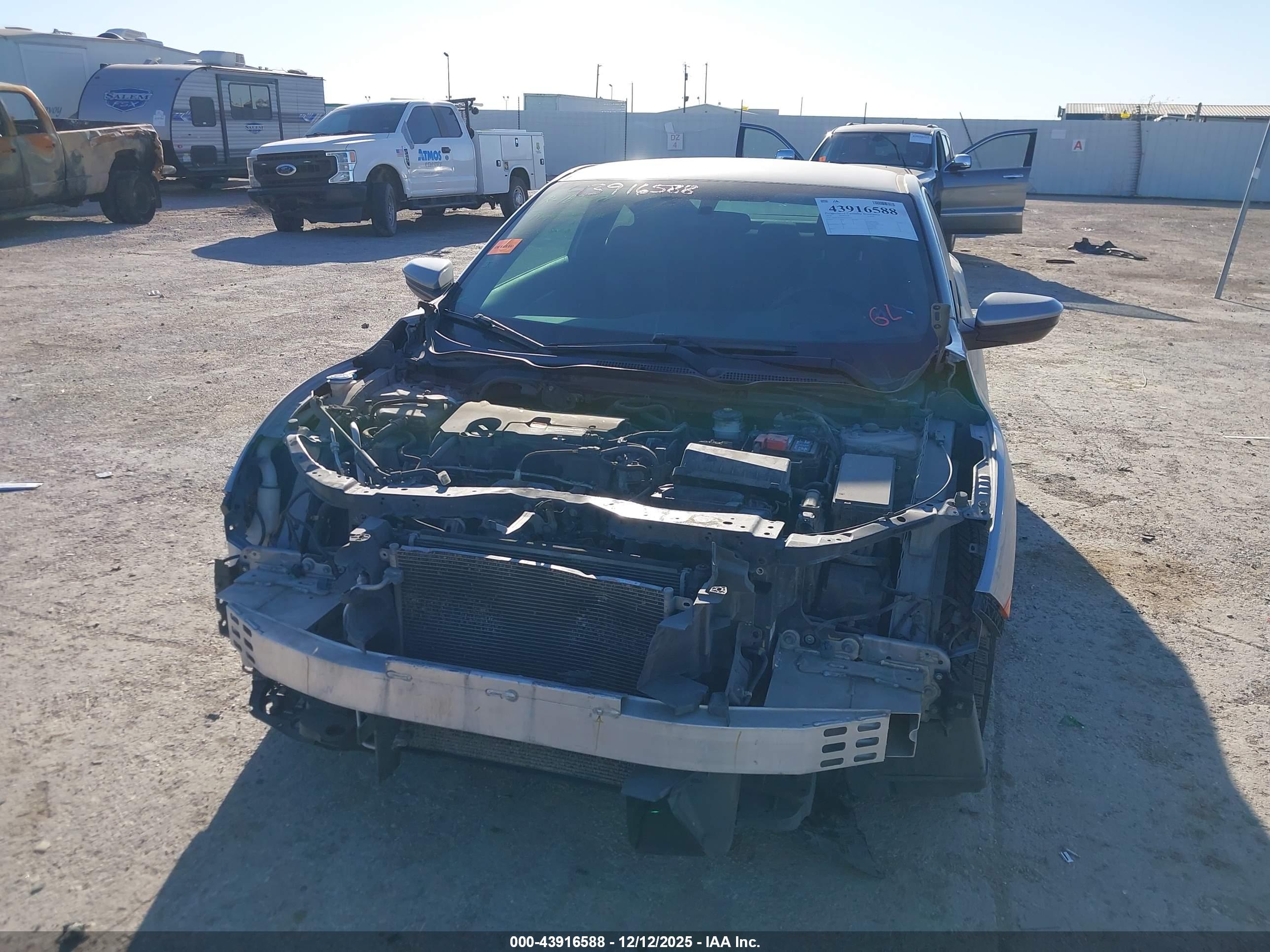HONDA CIVIC image 10