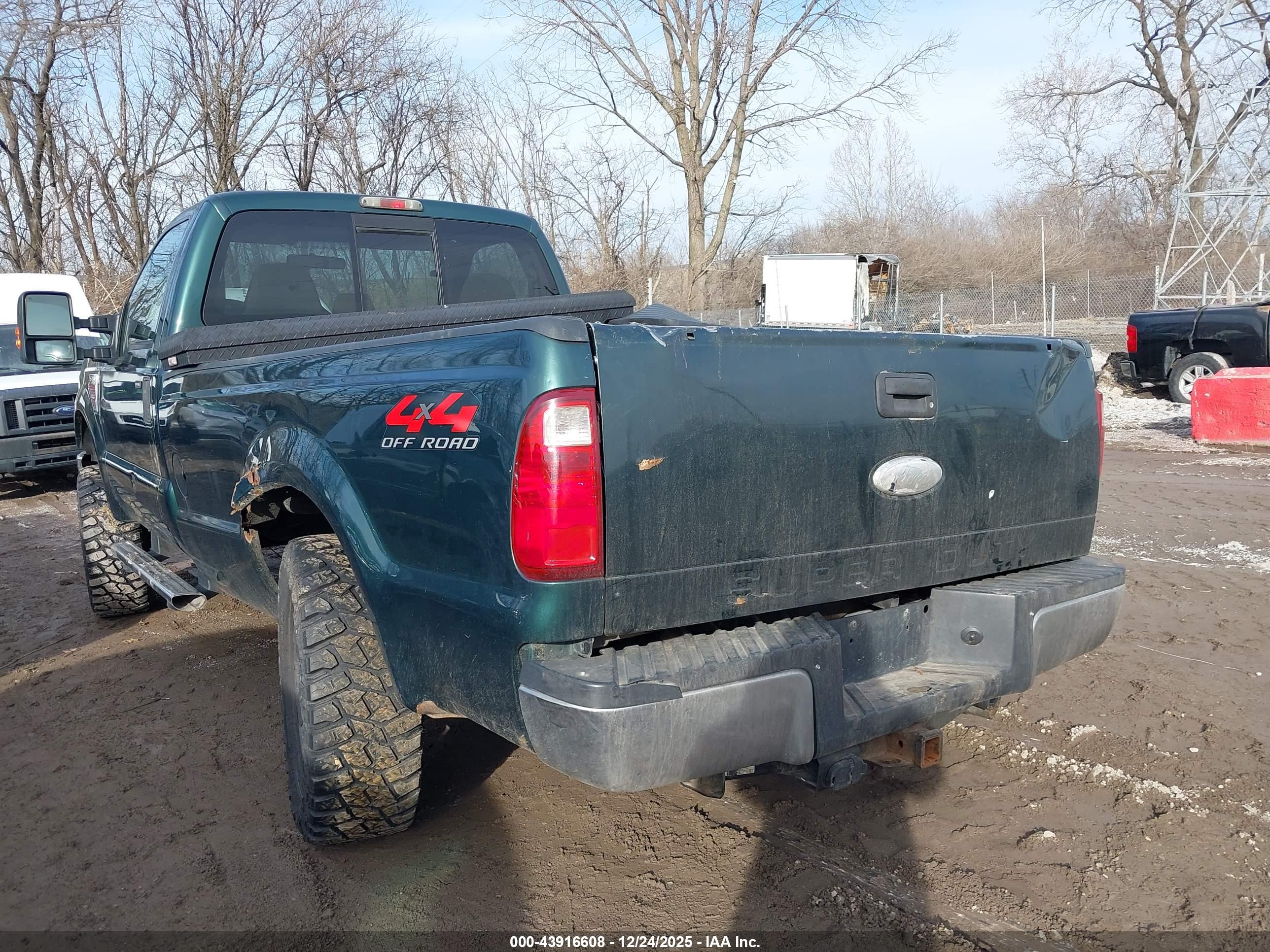 FORD F-350 image 3