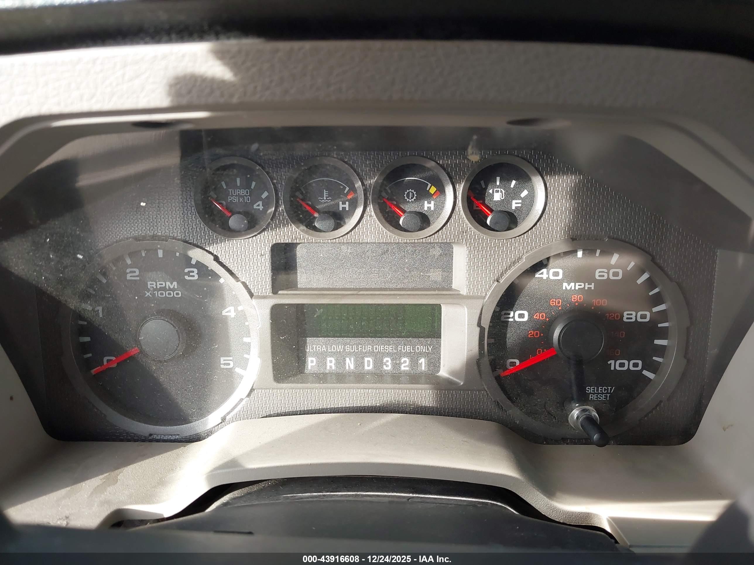 FORD F-350 image 7