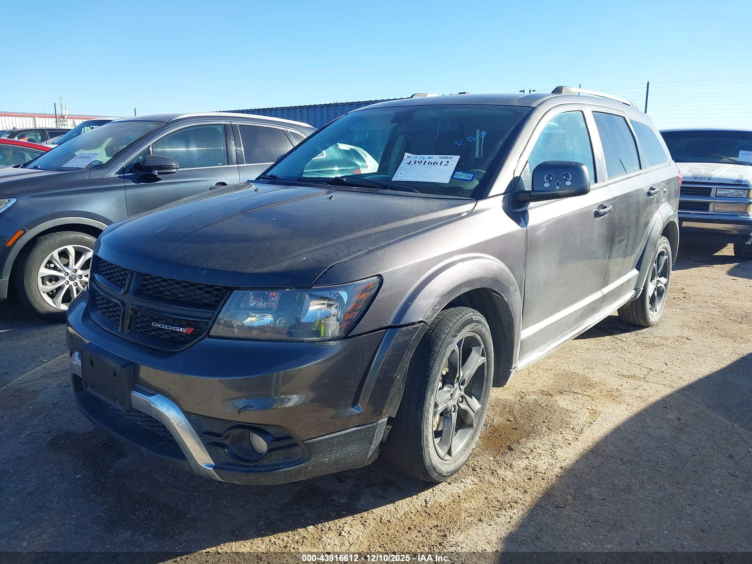 DODGE JOURNEY image 2