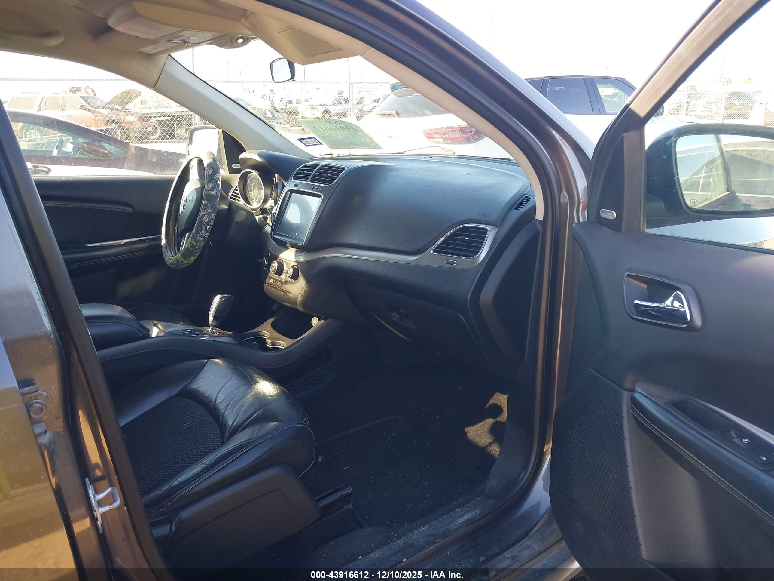 DODGE JOURNEY image 5